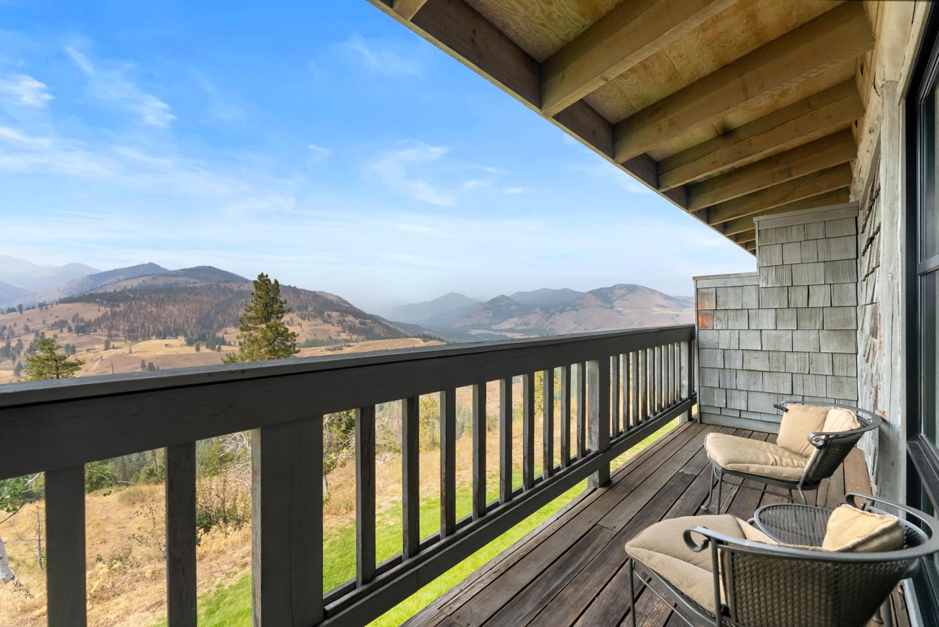 Sun Mountain Lodge
