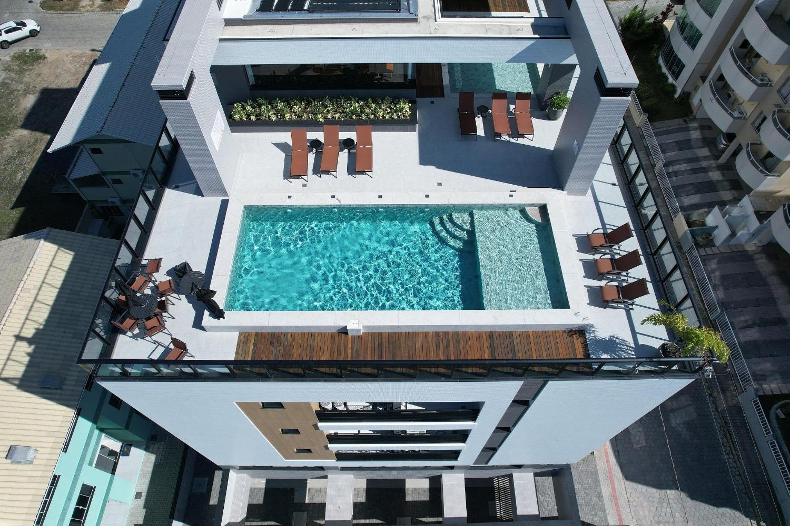 Adra 303 - 3 Bedrooms - 2 Parking Spaces | Downtown Bombinhas view 4