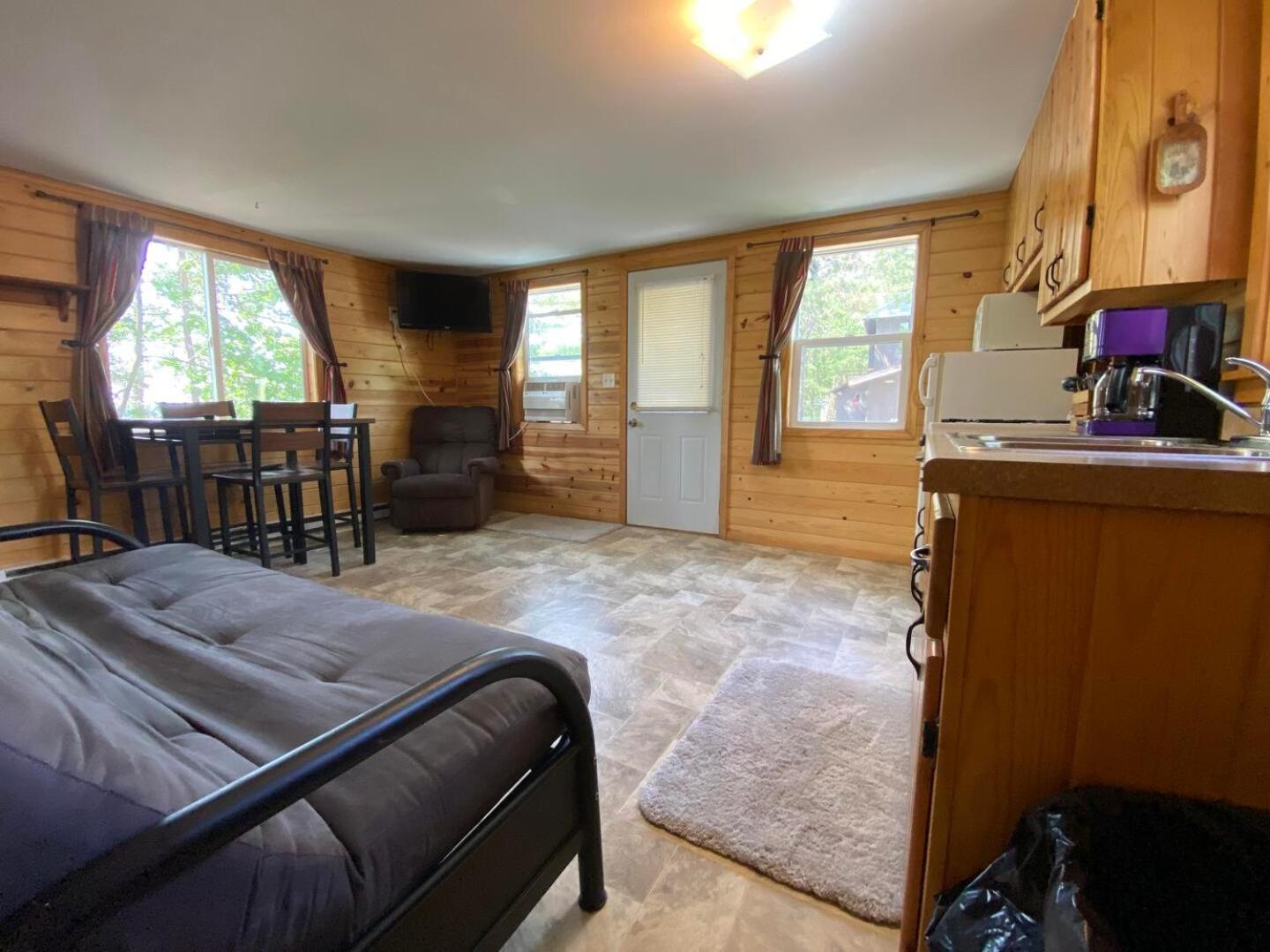 Lincolnwood Cabin 1 view 4