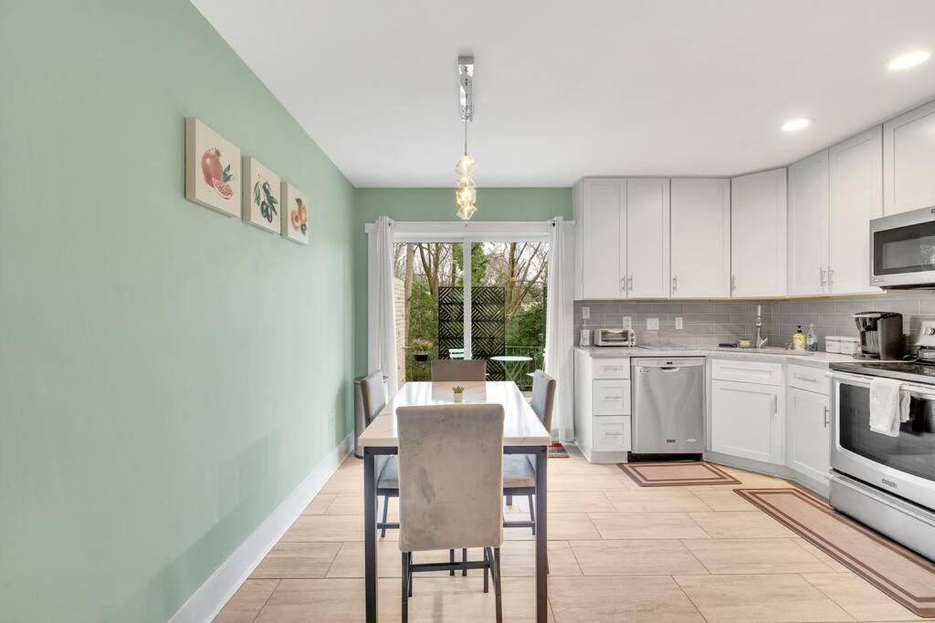 2BR Condo~ Relax or Work Remotely with A+ Location view 2