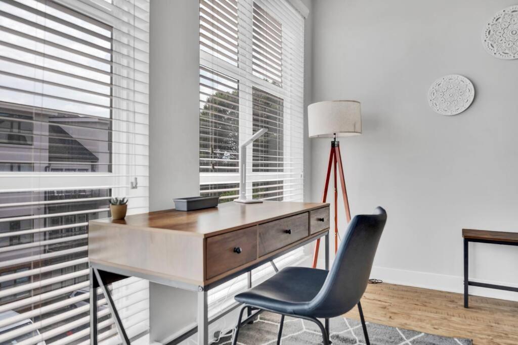 Organic Modern ~ King Bed ~ In Plaza Midwood view 3