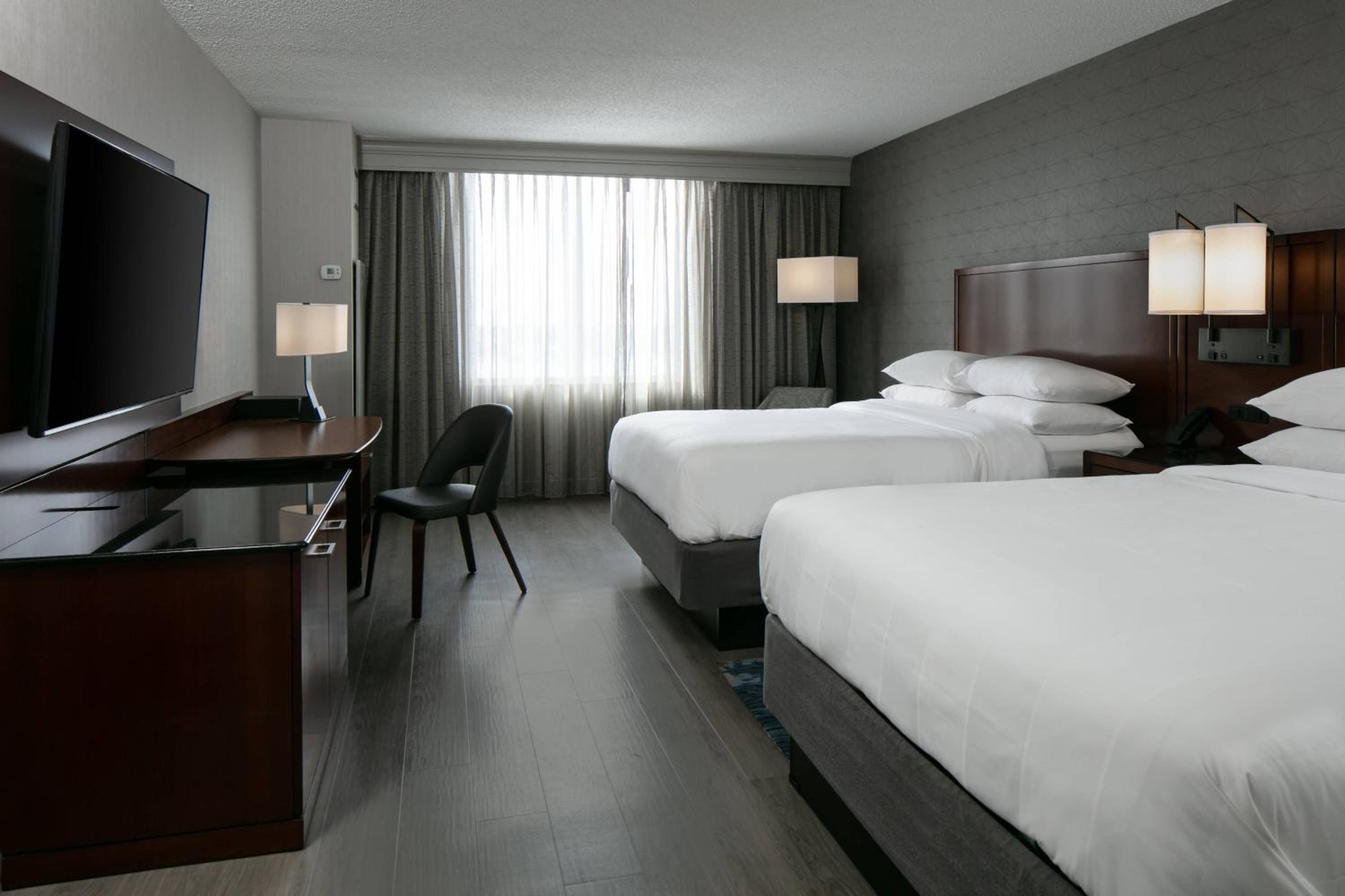 Des Moines Vacations - West Des Moines Marriott - Property Image 1