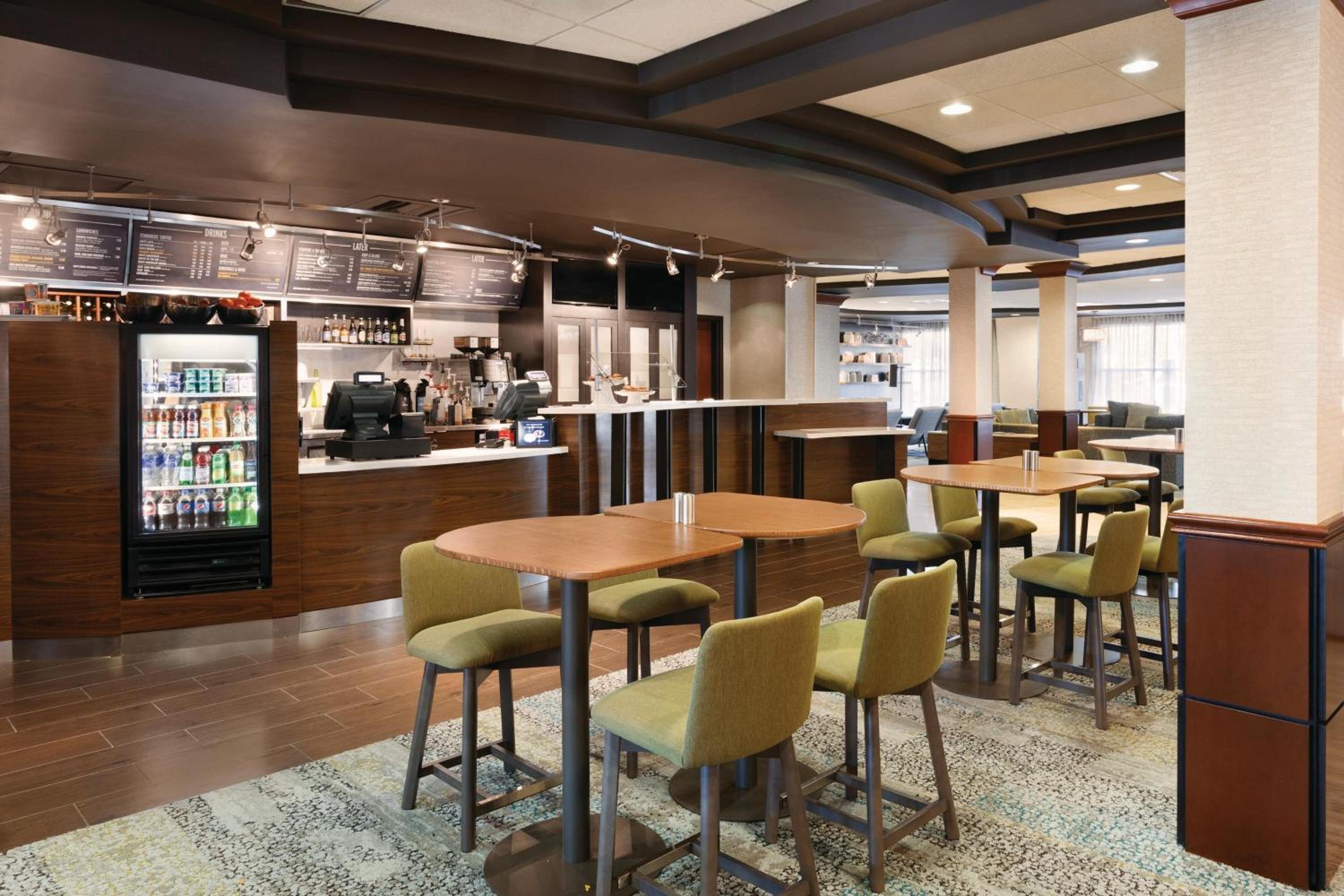 Fort Smith Vacations - Courtyard by Marriott Fort Smith Downtown - Property Image 3