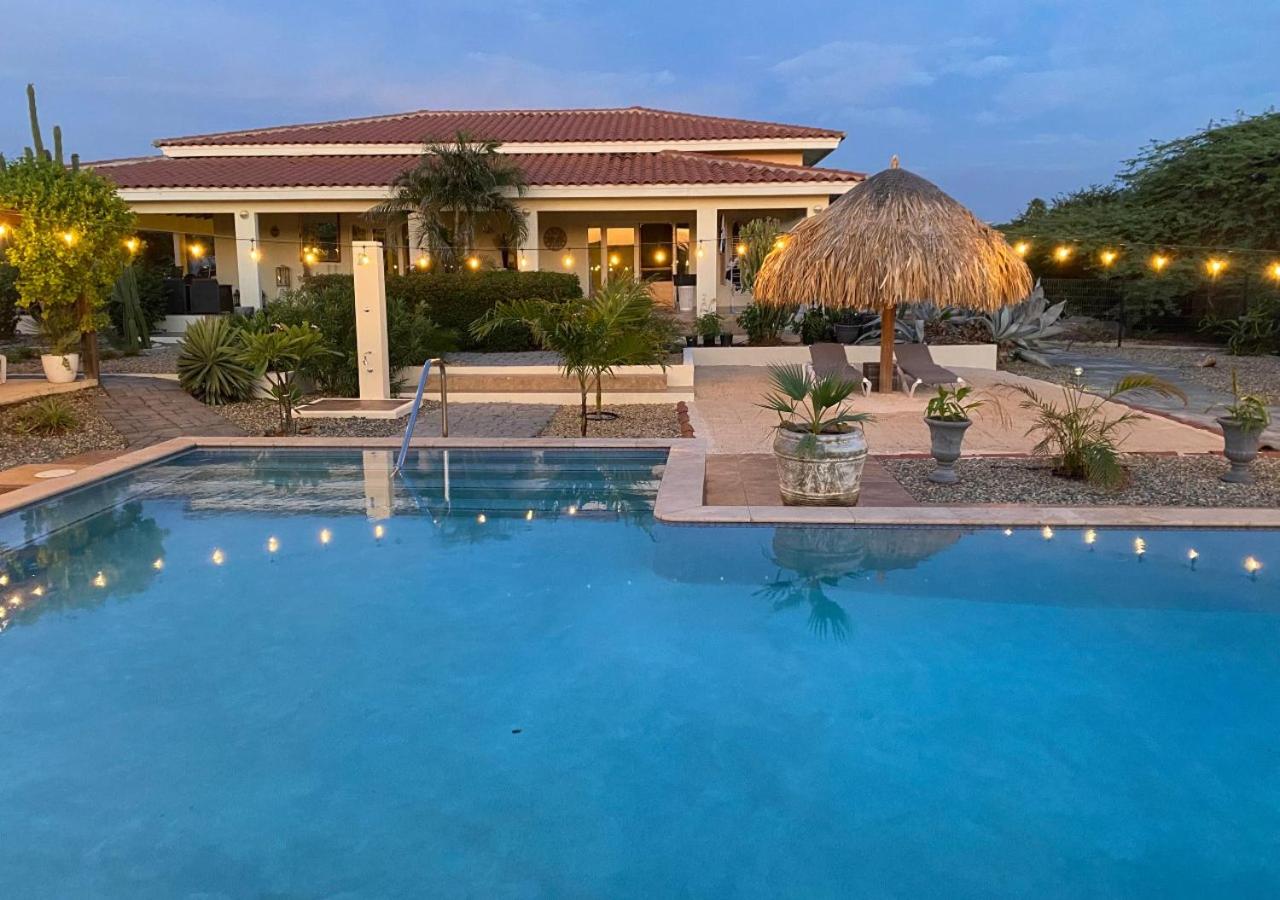 Pura Vida Aruba appartement Cama