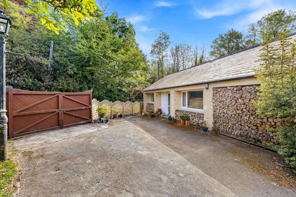 Beautiful renovated former coach house view 5