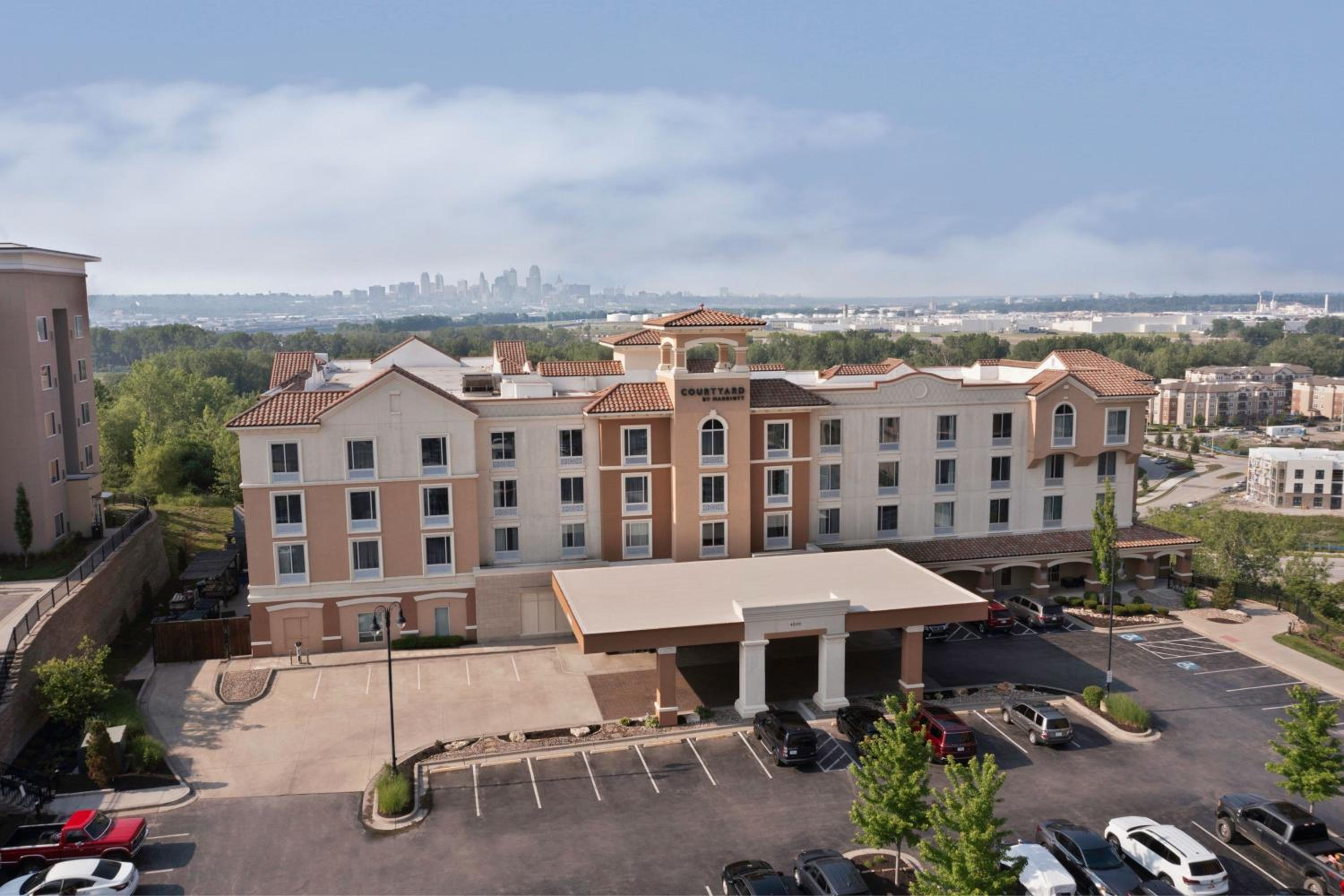 Kansas City Vacations - Courtyard Kansas City at Briarcliff - Property Image 30