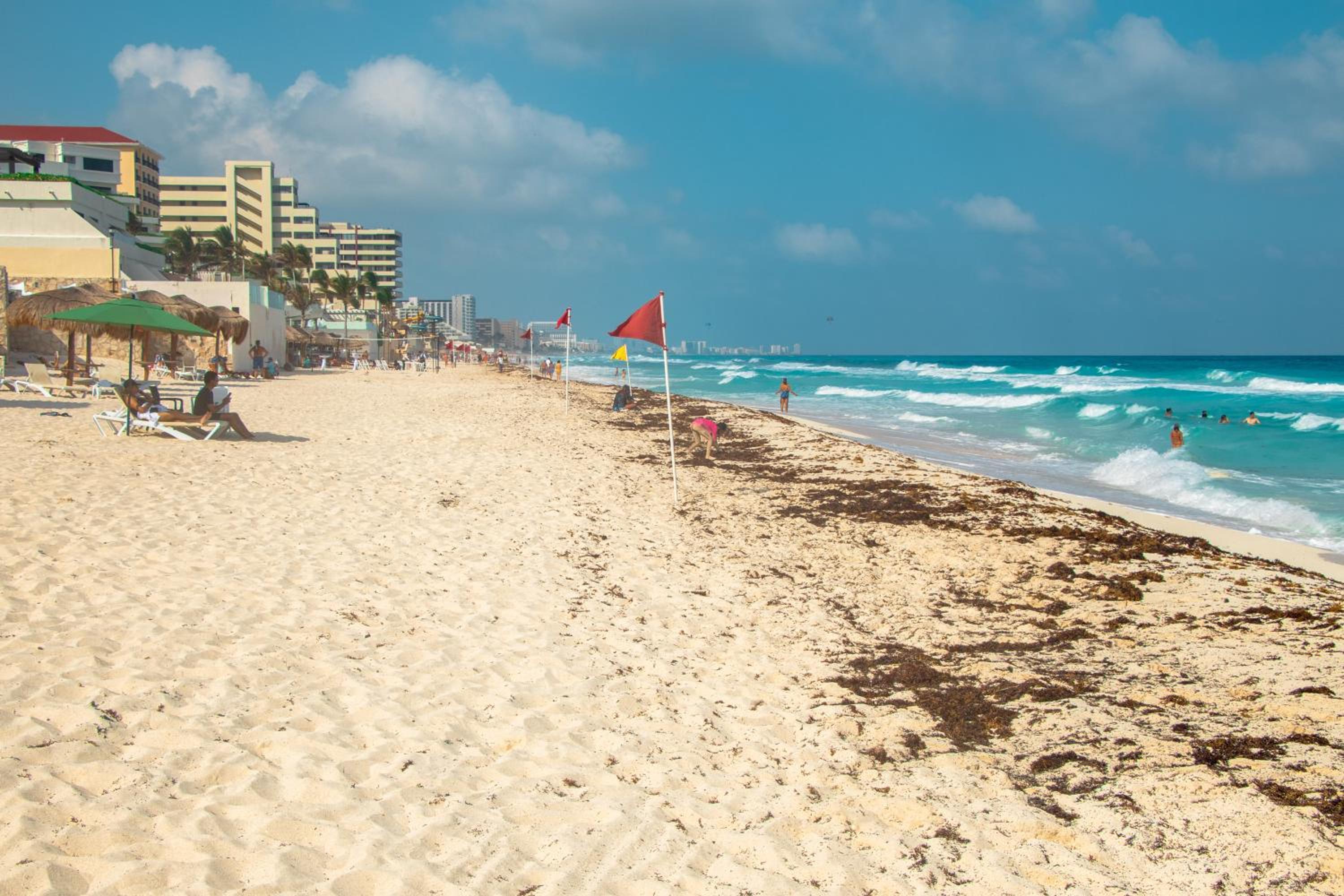 Beachfront apartments Cancun