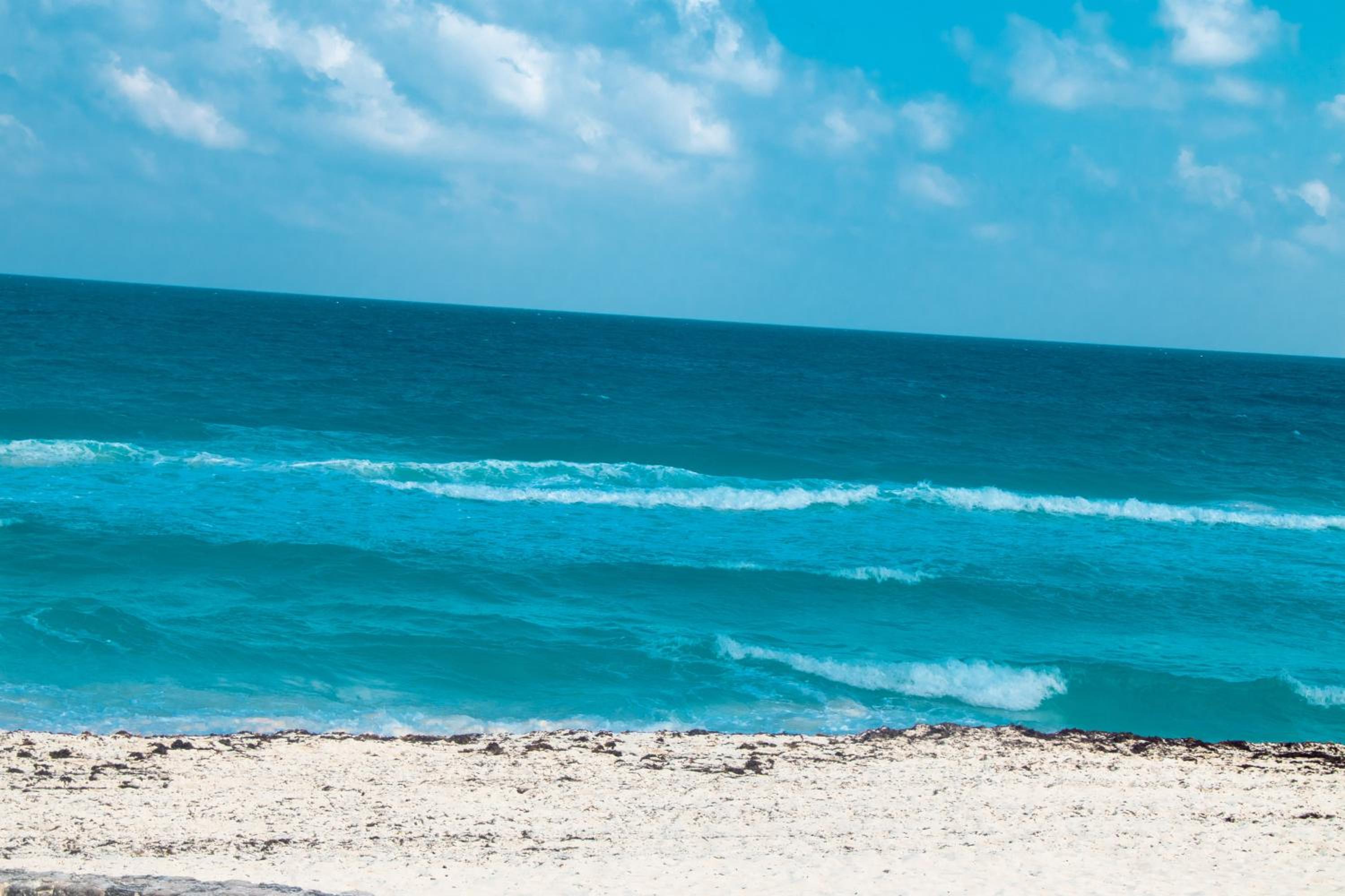Beachfront apartments Cancun