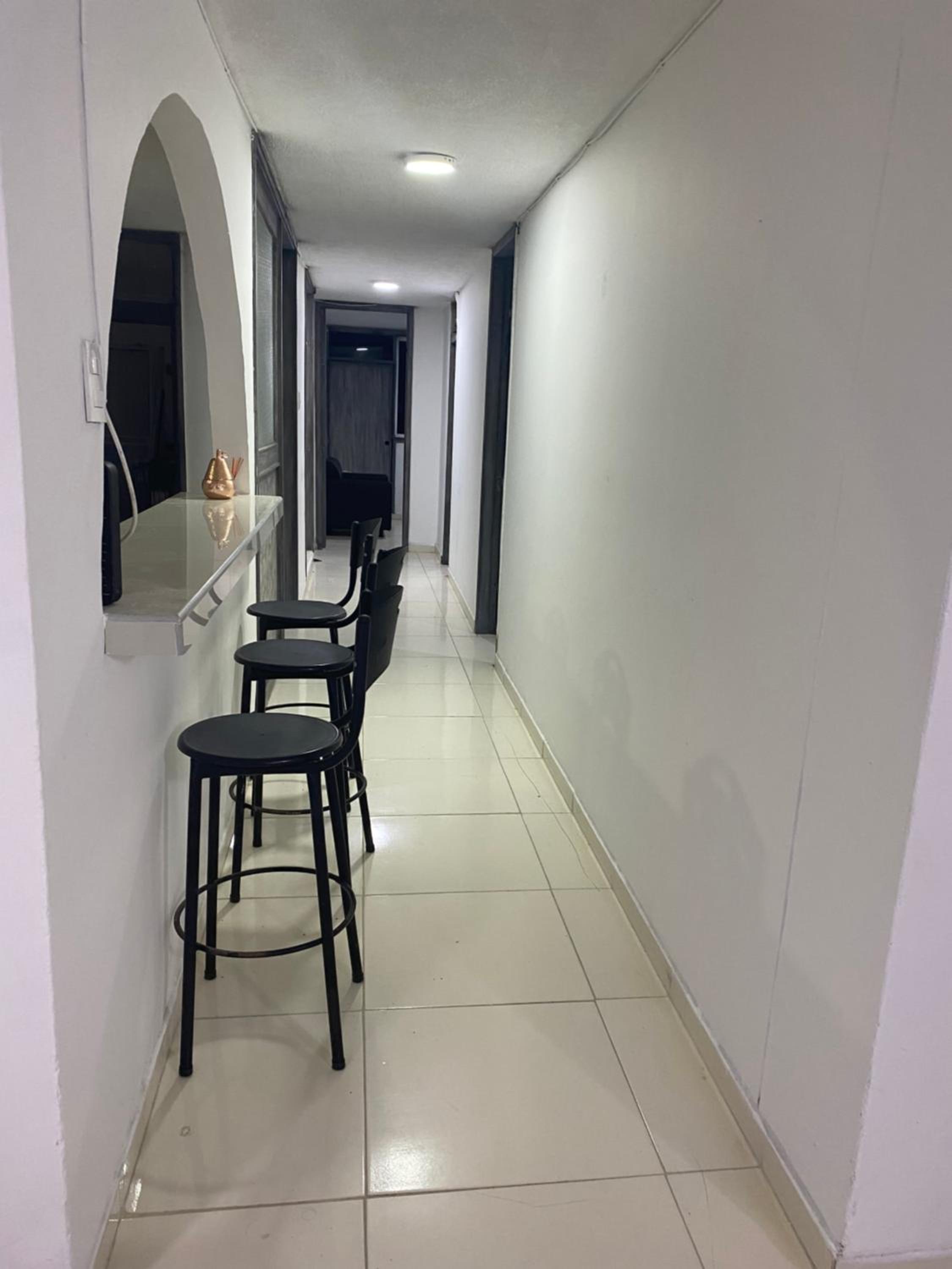 Apartamento familiar edificio calamary