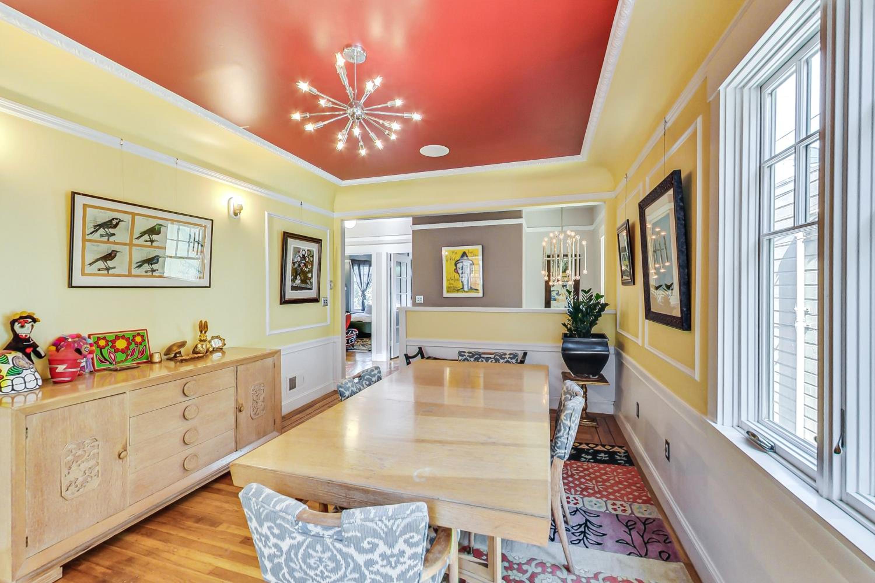 Photograph supplied for Bernal Heights Spacious 3br Oasis Walk Score 96