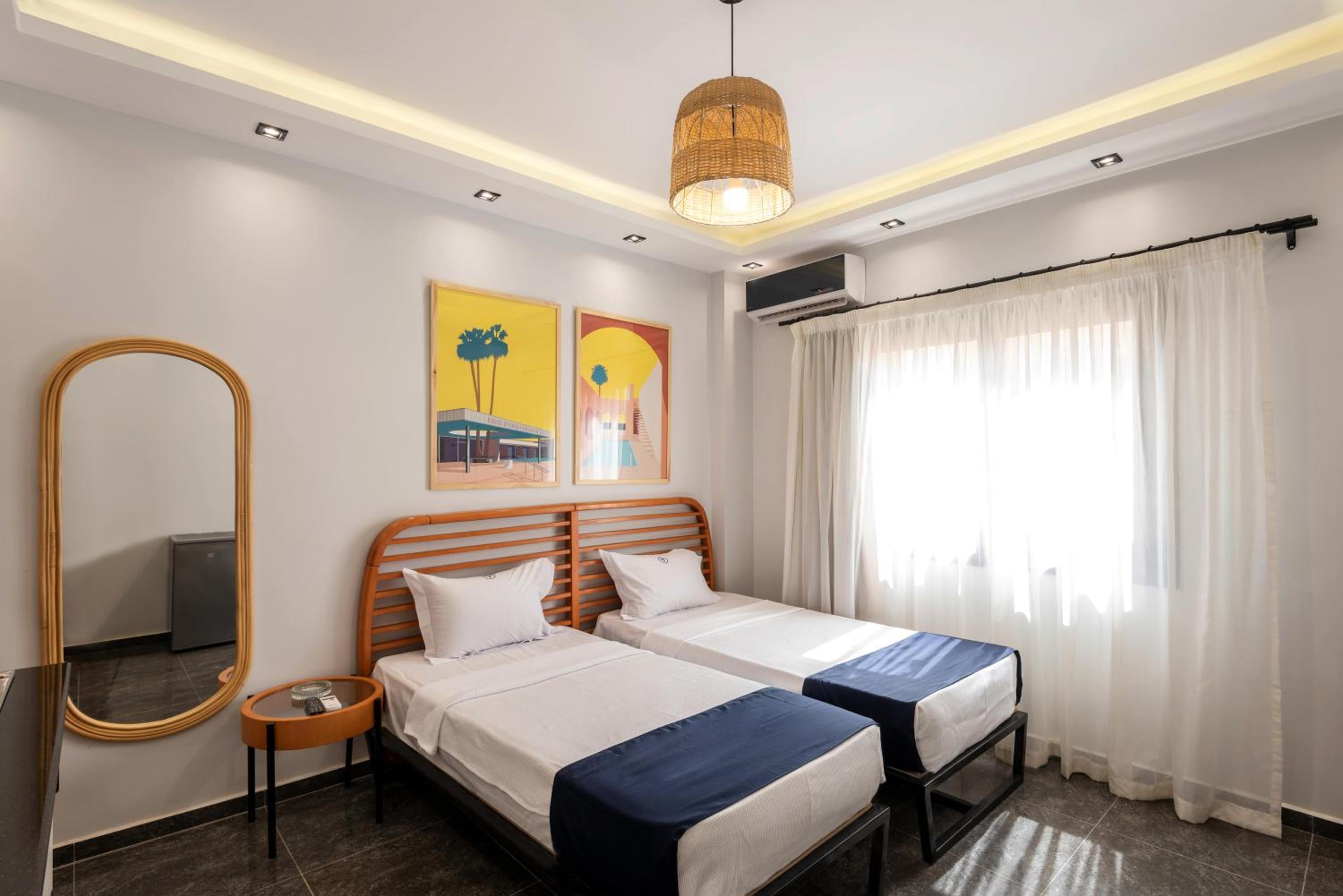 Travelholic AUC Residence
