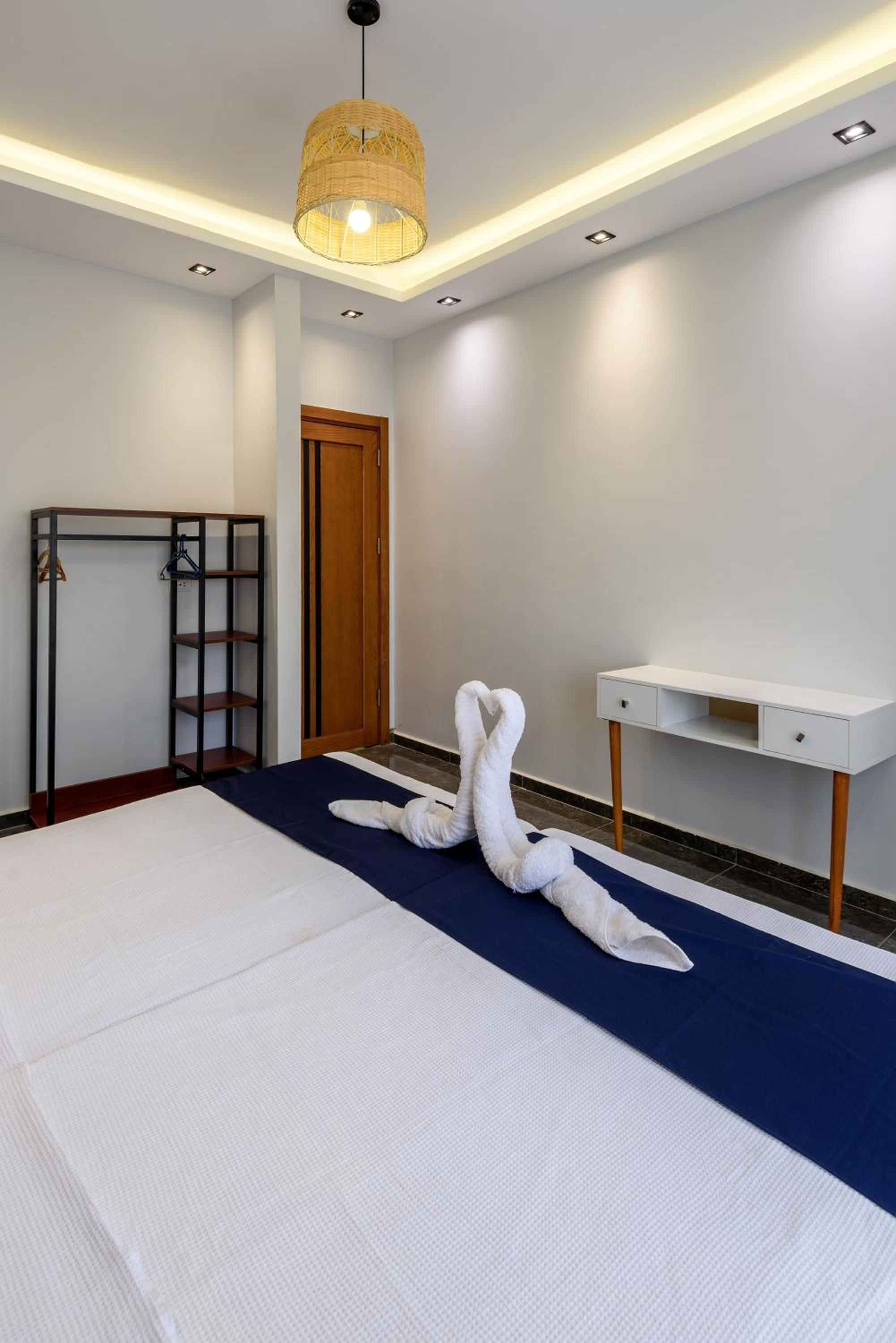 Travelholic AUC Residence