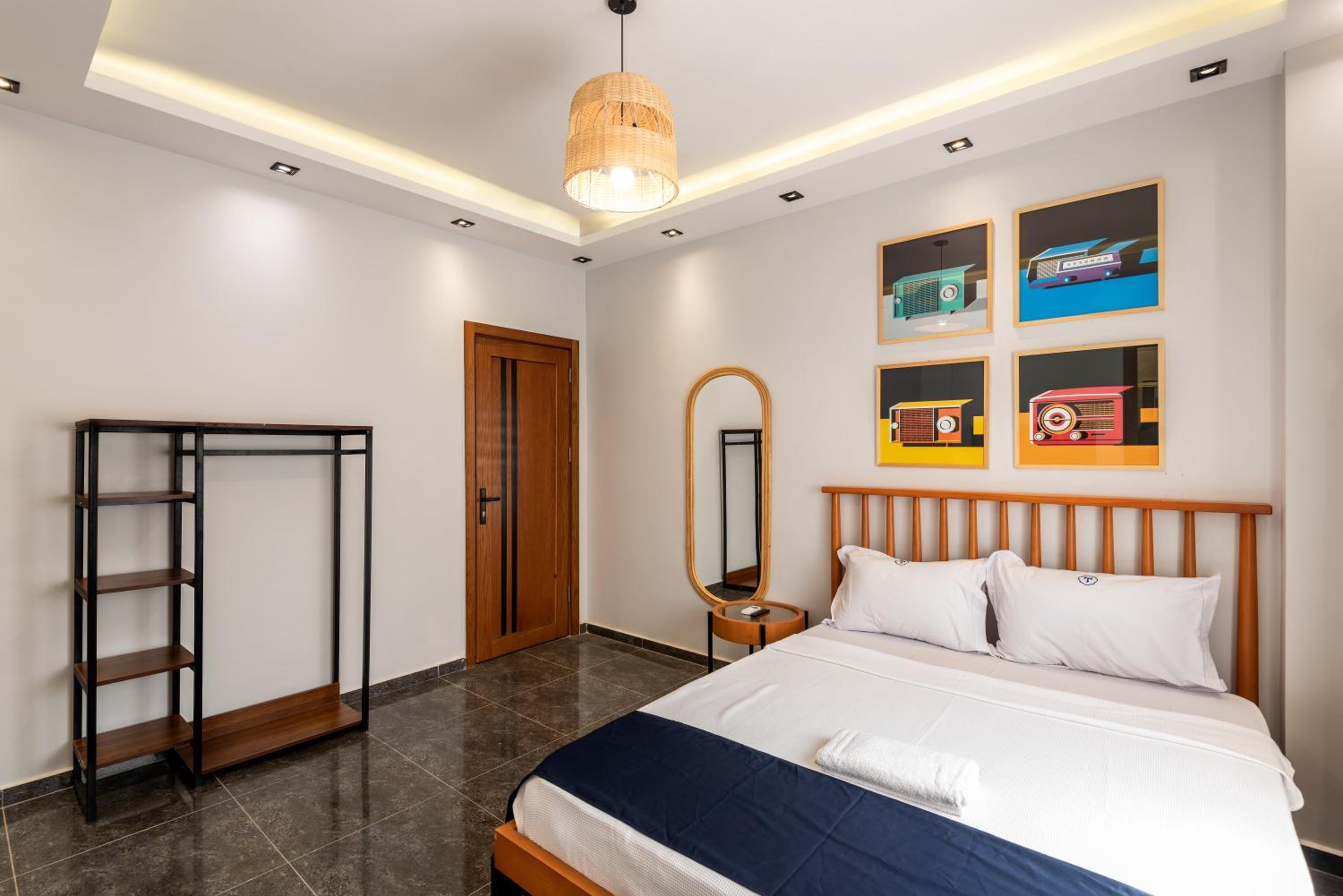 Travelholic AUC Residence