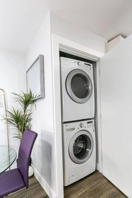 Cute 2bedroomSuite Close to City