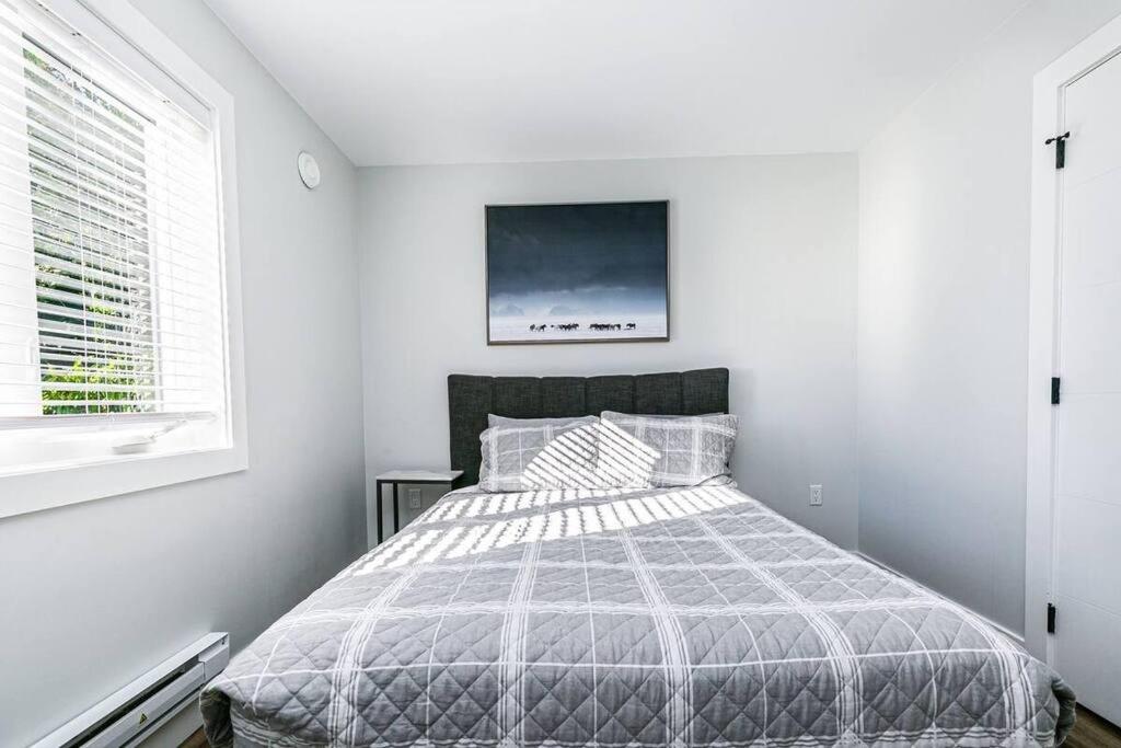 Cute 2bedroomSuite Close to City