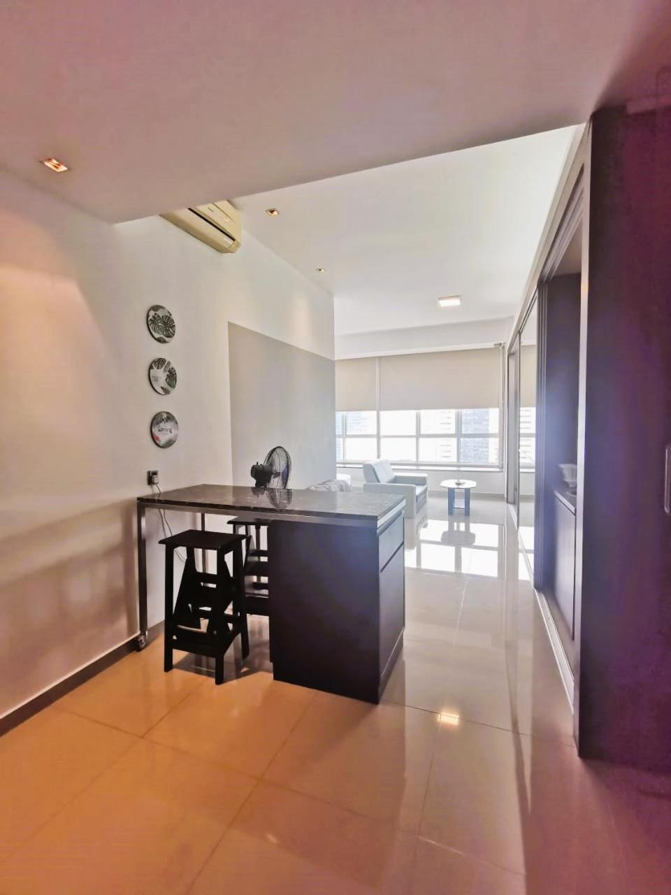 Parkview Suite KLCC, Bernice