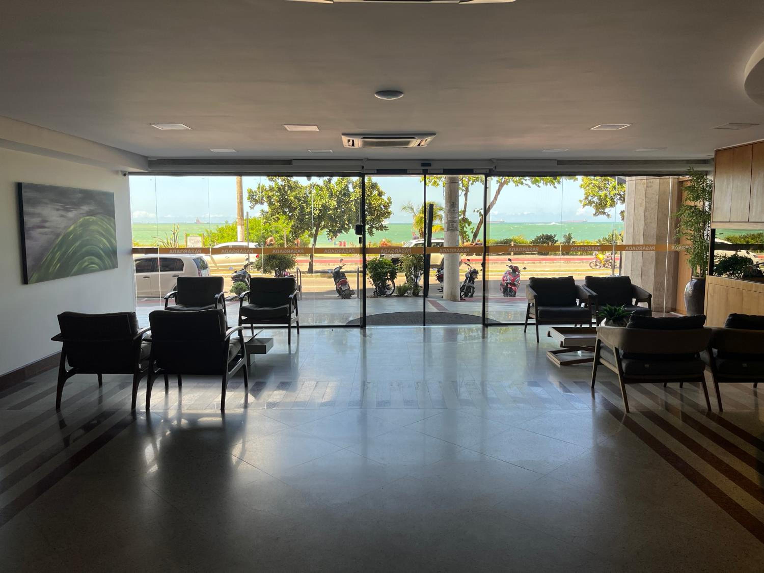 Apartamento com vista da praia da Costa 615