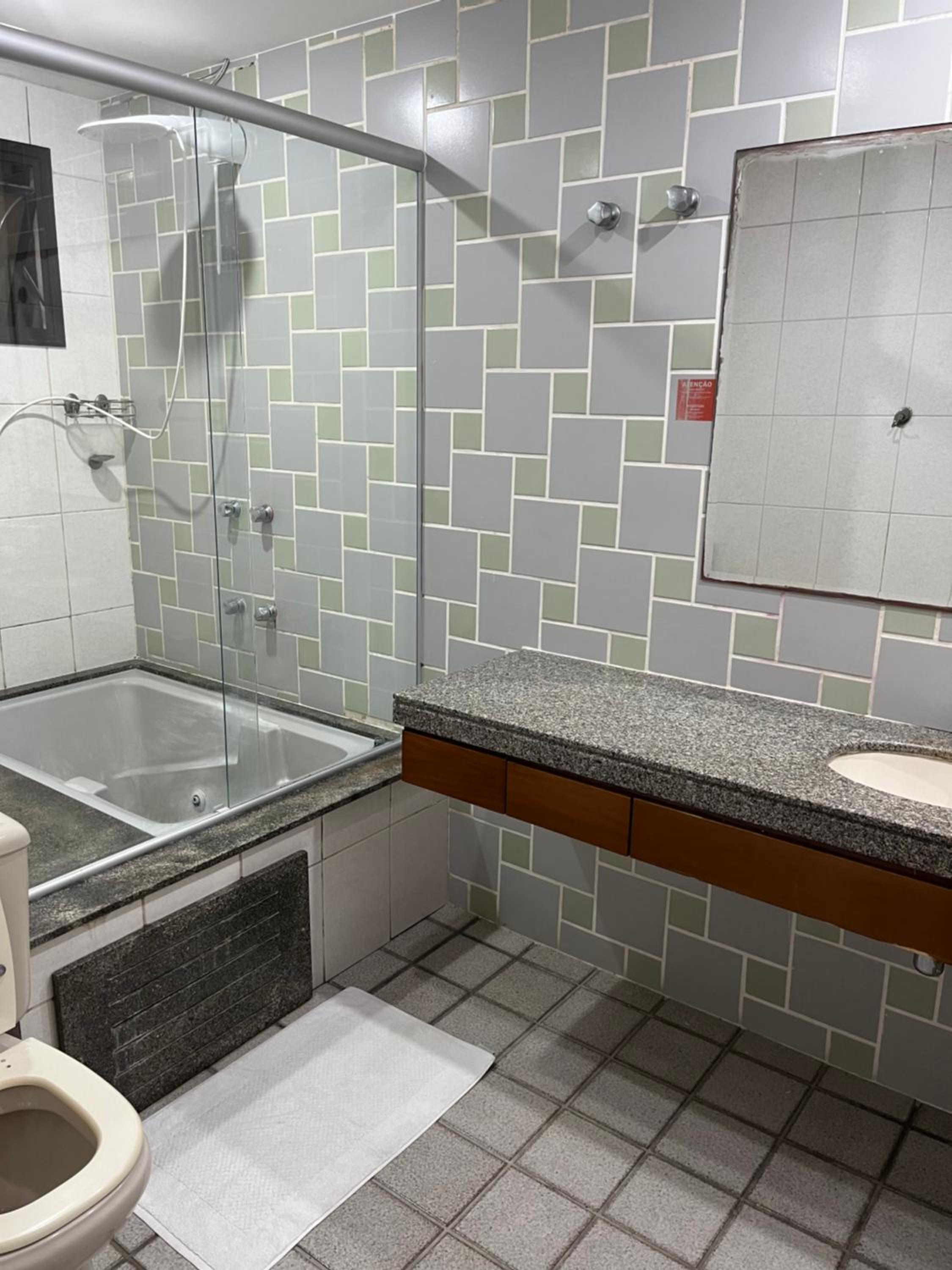 Apartamento com vista da praia da Costa 615