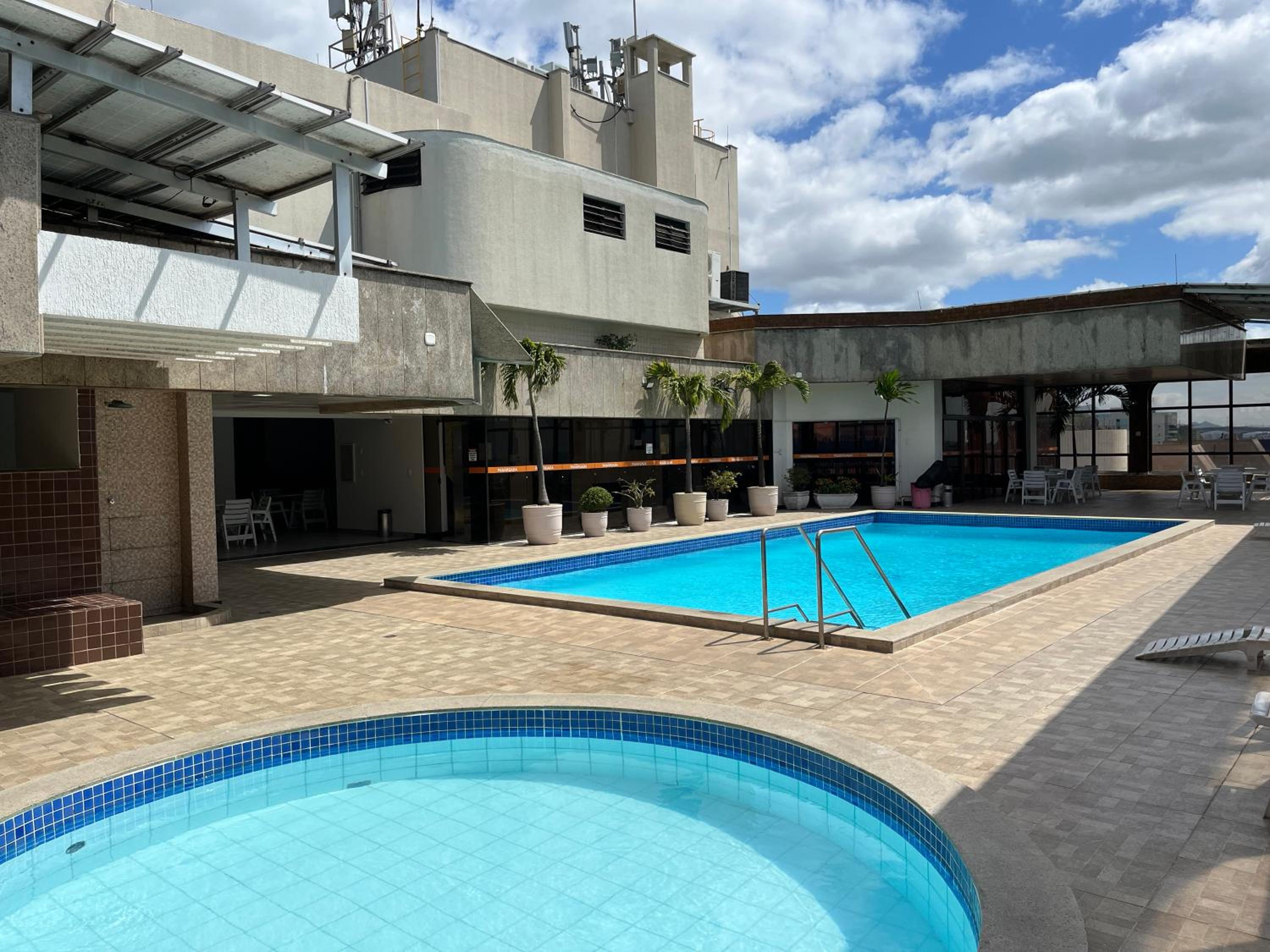 Apartamento com vista da praia da Costa 615