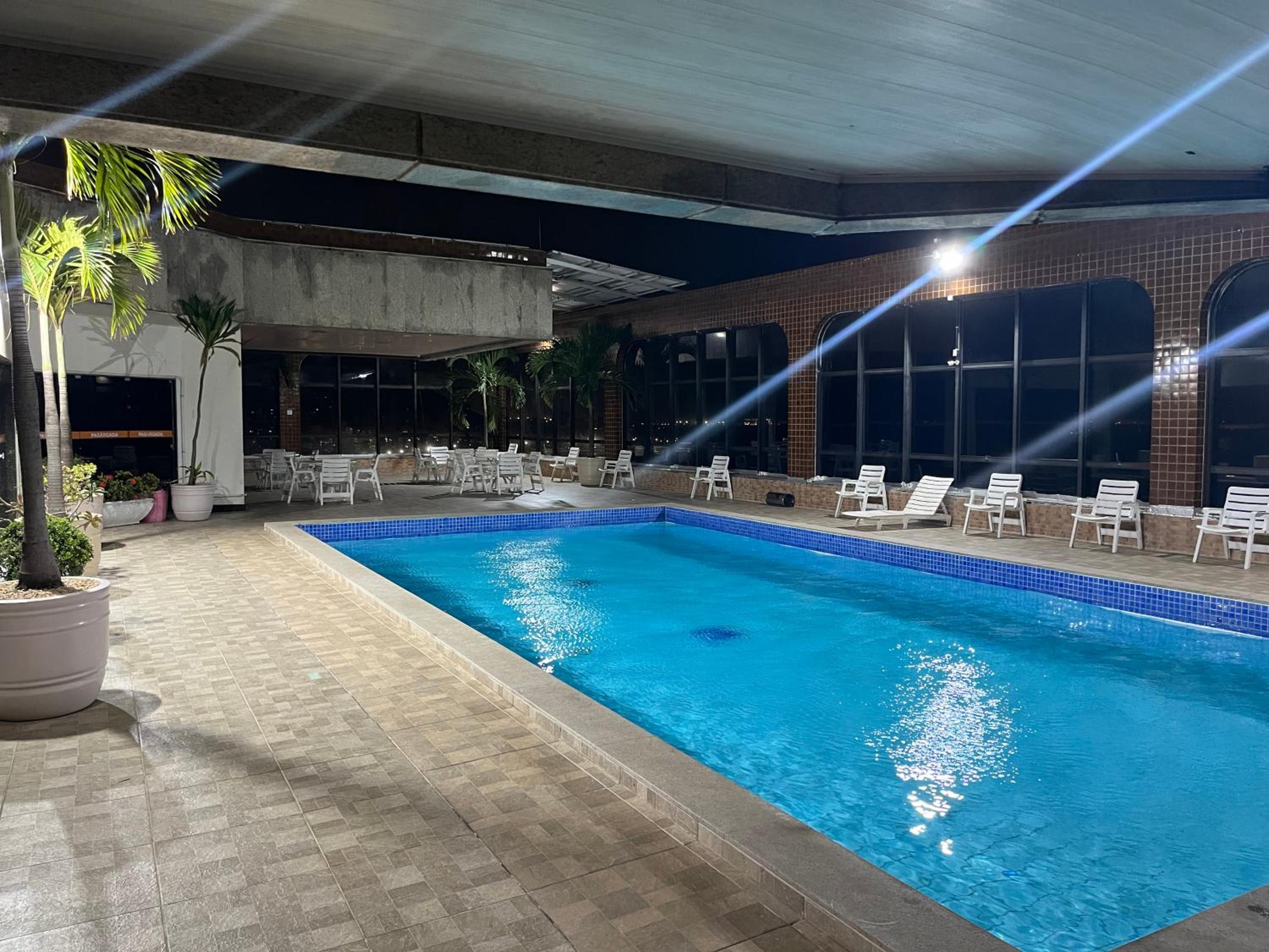 Apartamento com vista da praia da Costa 615