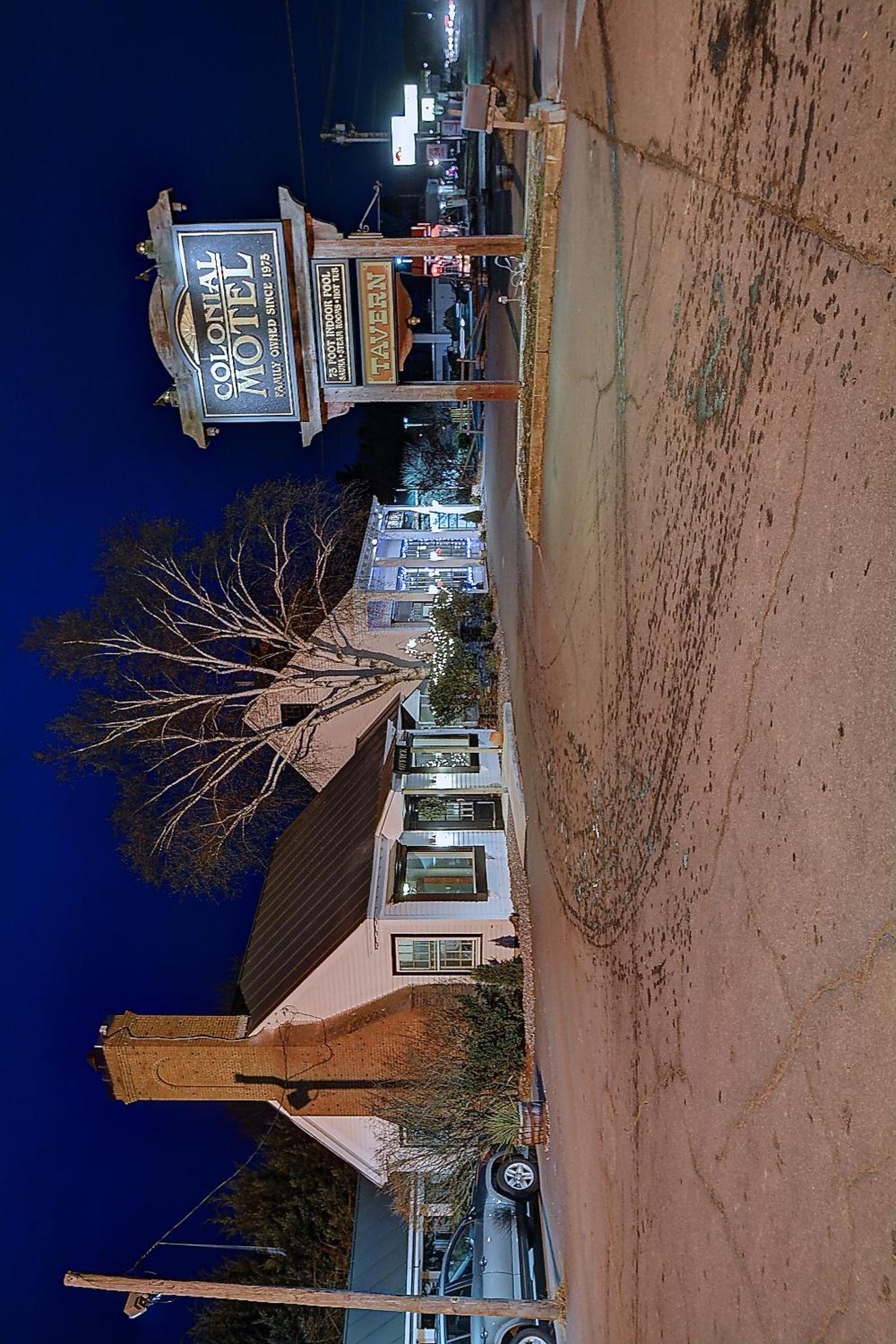 Brattleboro Vacations - Colonial Motel and Spa - Property Image 5