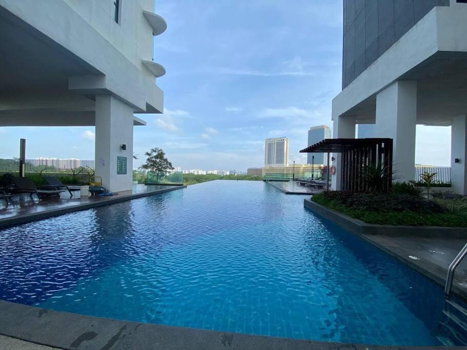 Southkey/Midvalley A25-HighFloor Mahjong@Johor Bahru