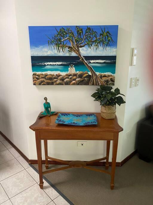 Absolute Beach Front Home -Dogs, Surf, Relax, Bush
