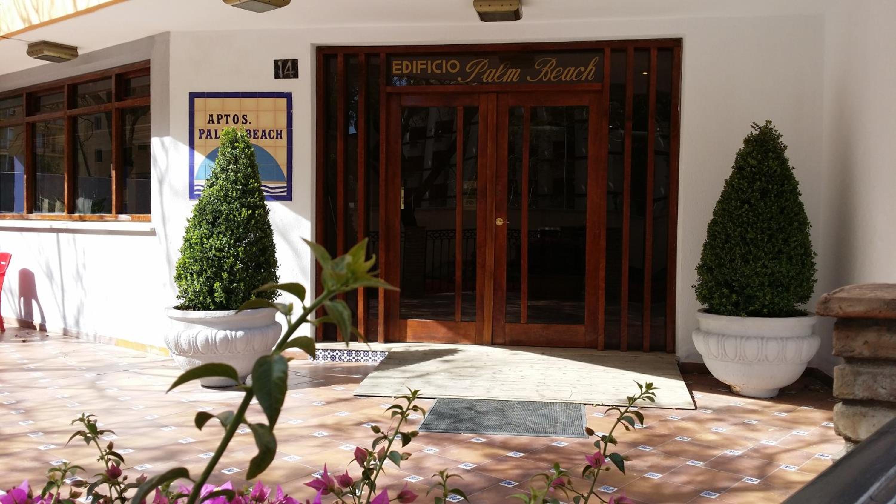 Palm Beach Club Apartamentos Carihuela view 2