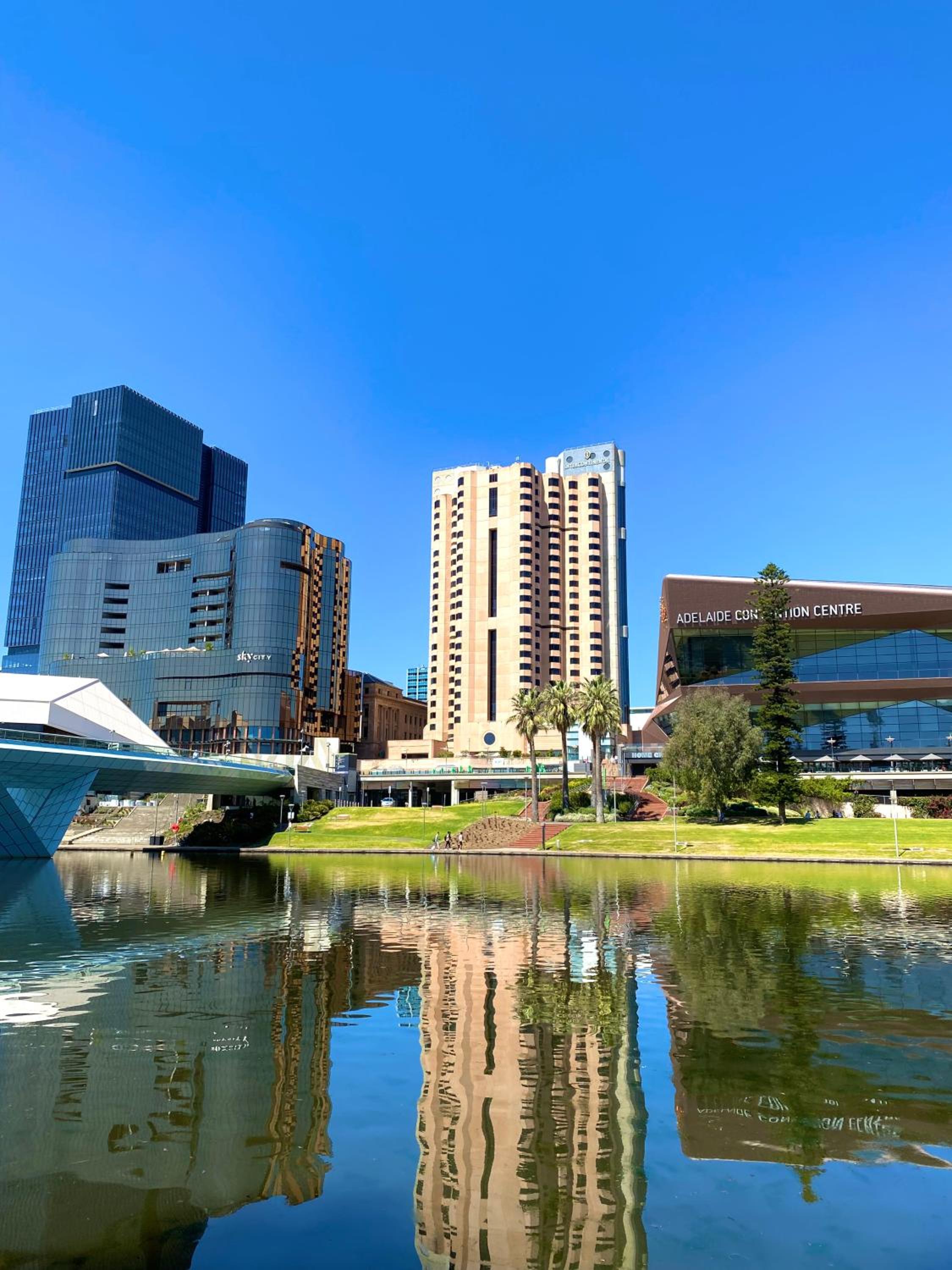 Bundled Bliss 2 bedroom Condo in Adelaide CBD