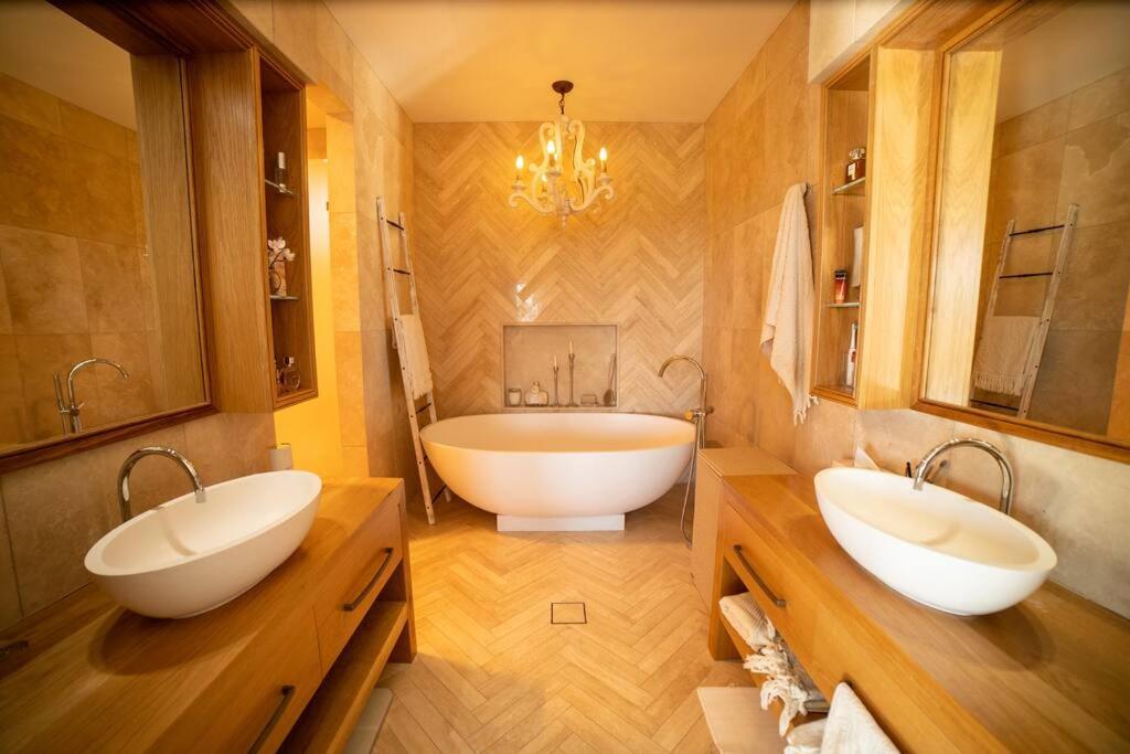 'Yuruga'- Vineyard Stay in Southern Highlands