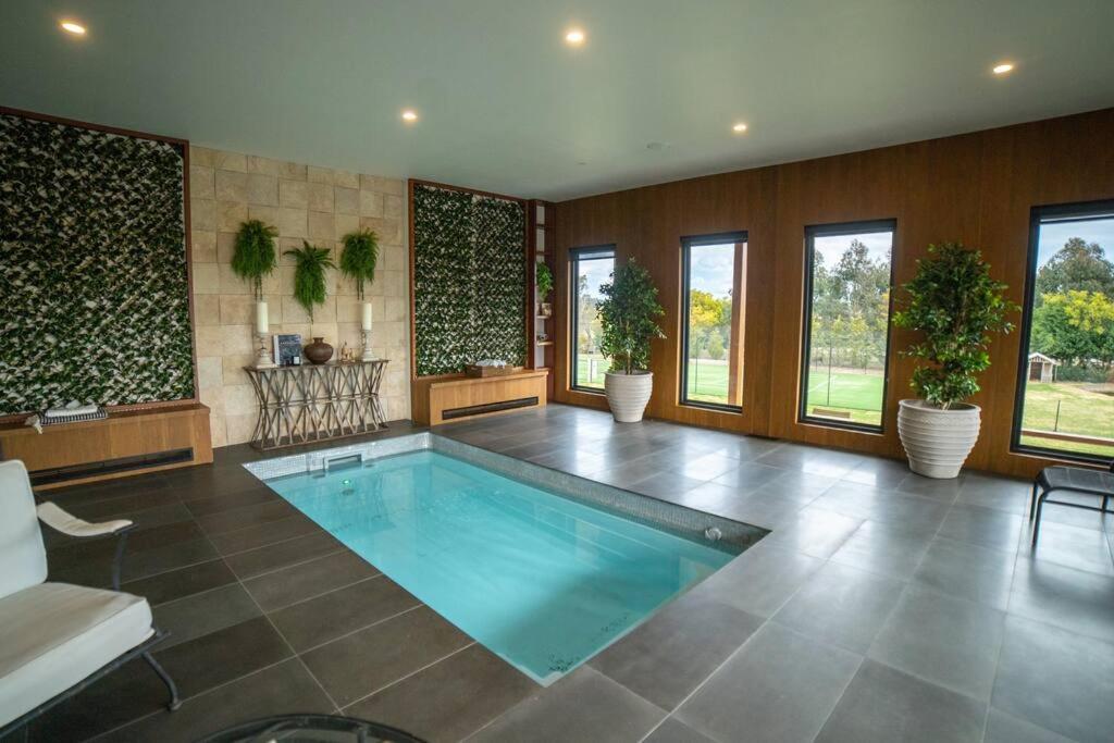 'Yuruga'- Vineyard Stay in Southern Highlands
