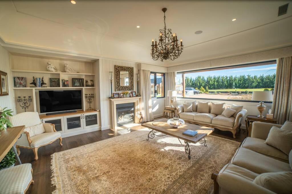 'Yuruga'- Vineyard Stay in Southern Highlands