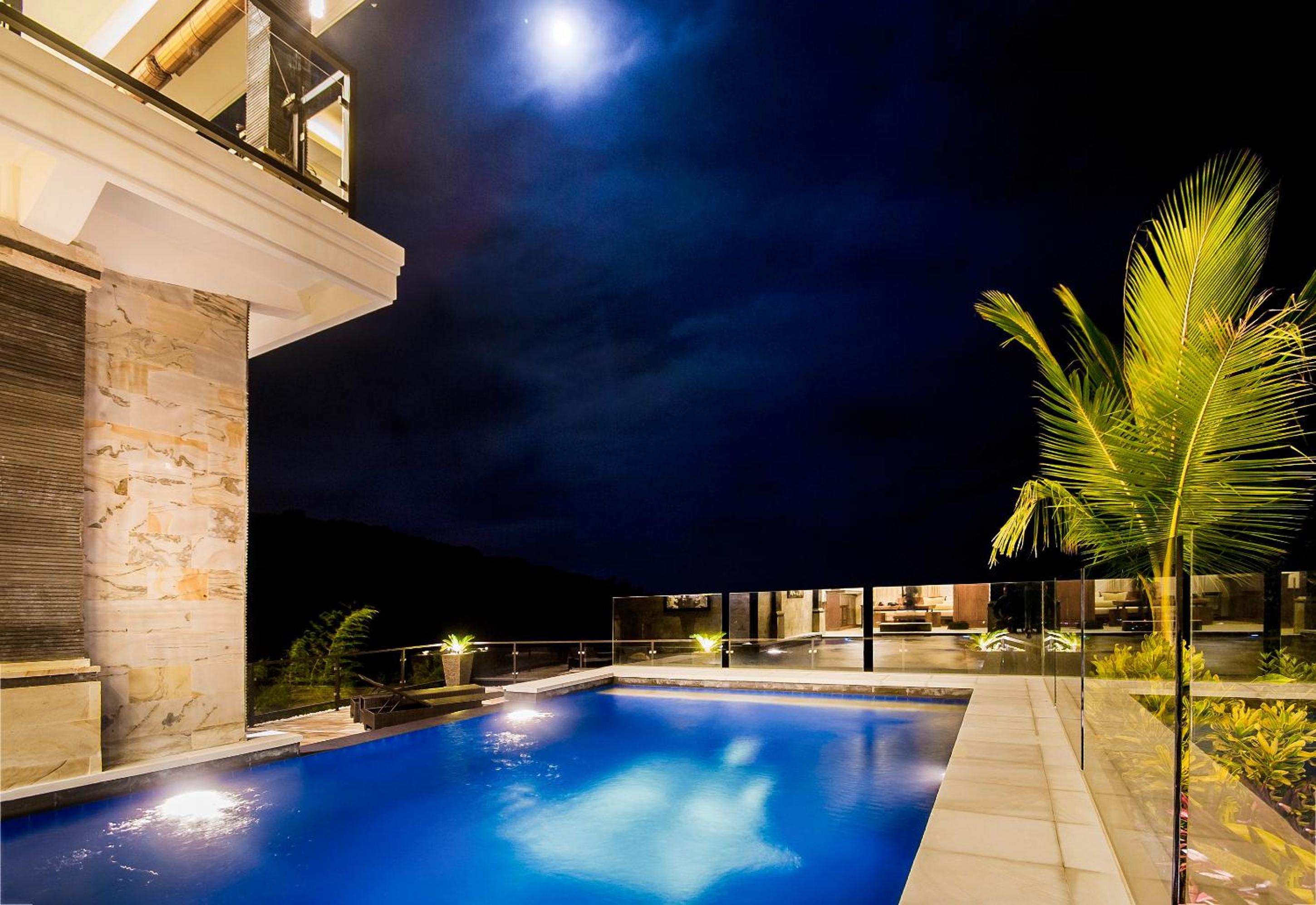 Winy-Villa Lovina view 2
