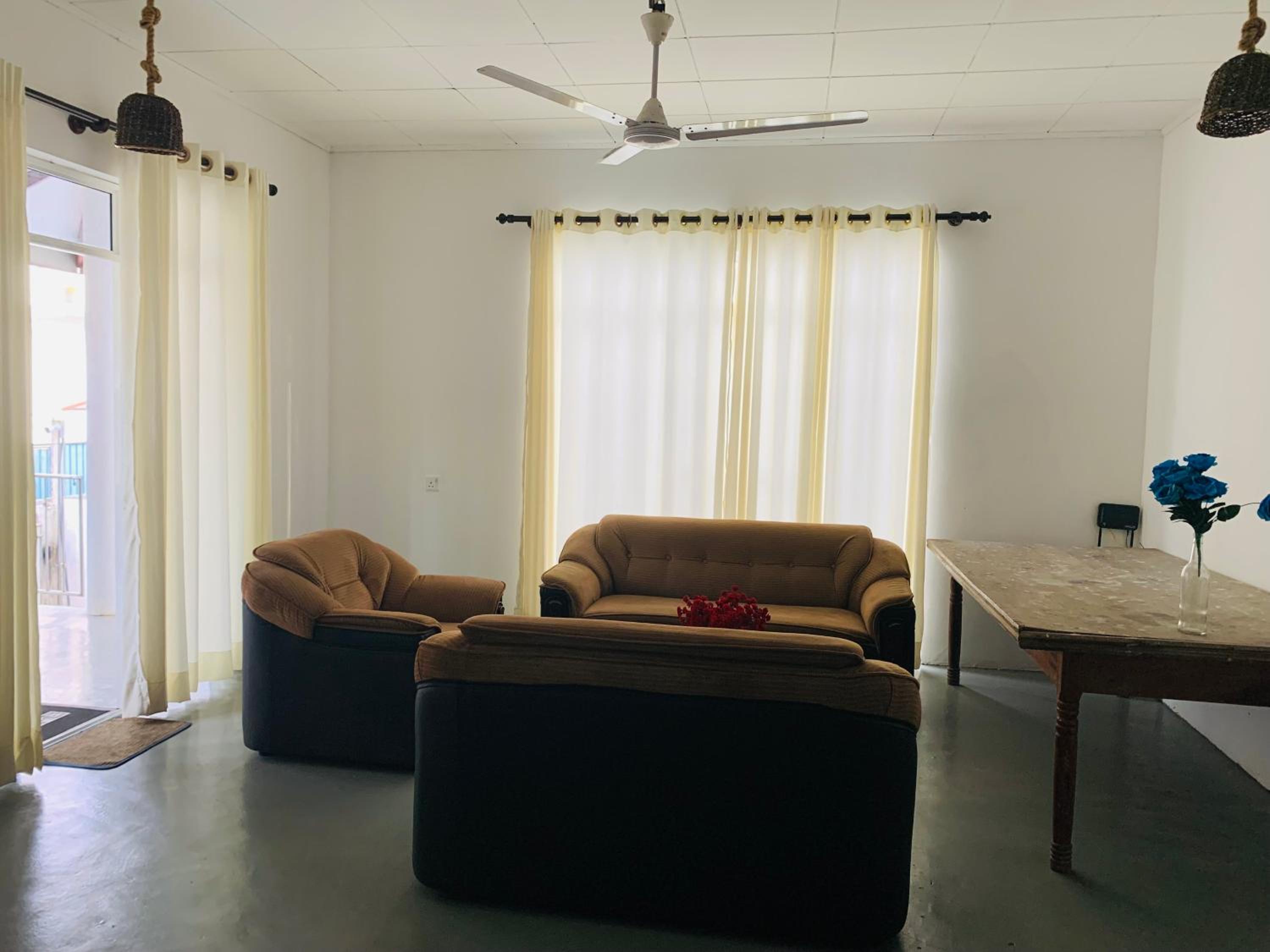 Wicky House Hiriketiya view 3