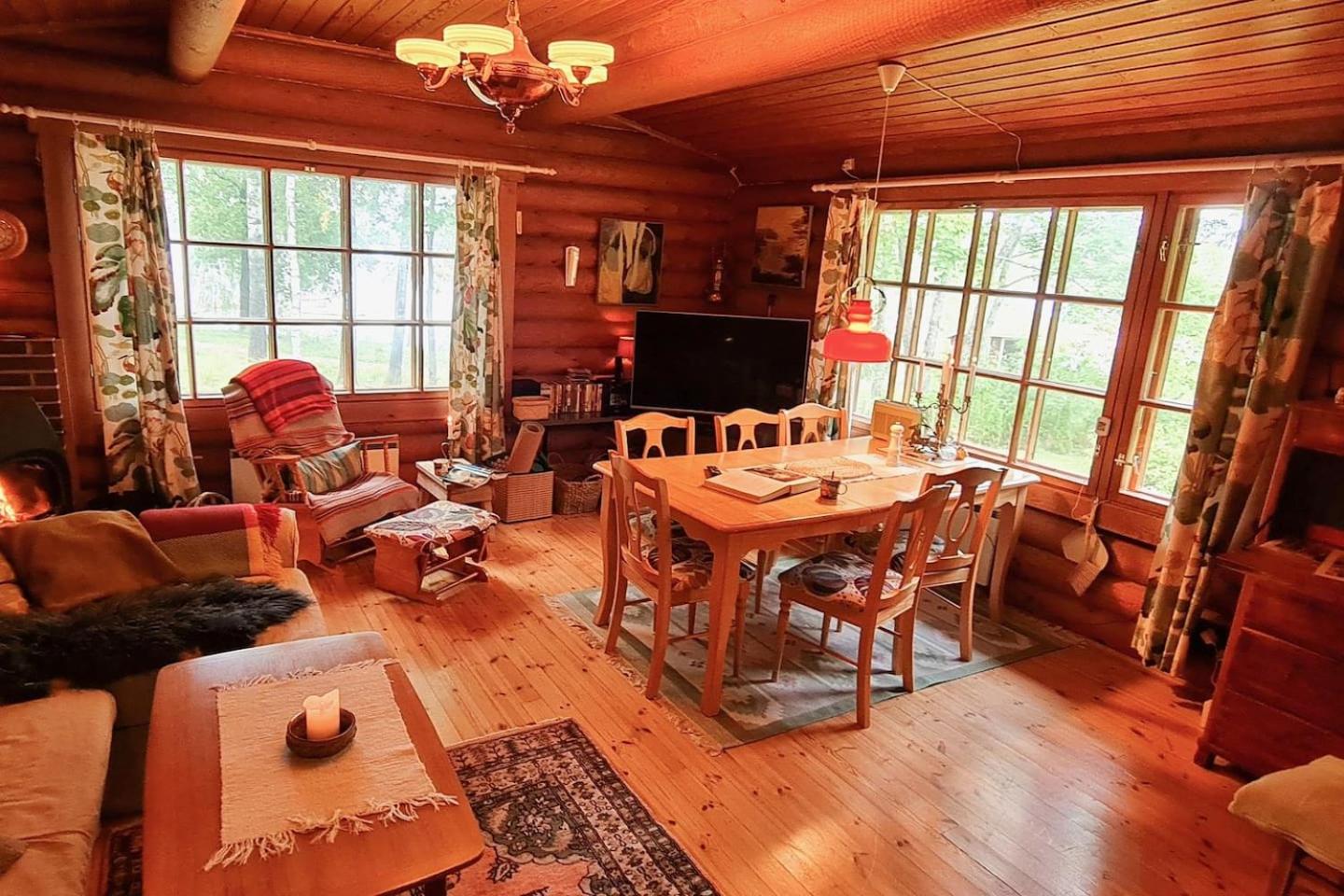 Cozy Beach Cabin - close to city center view 5