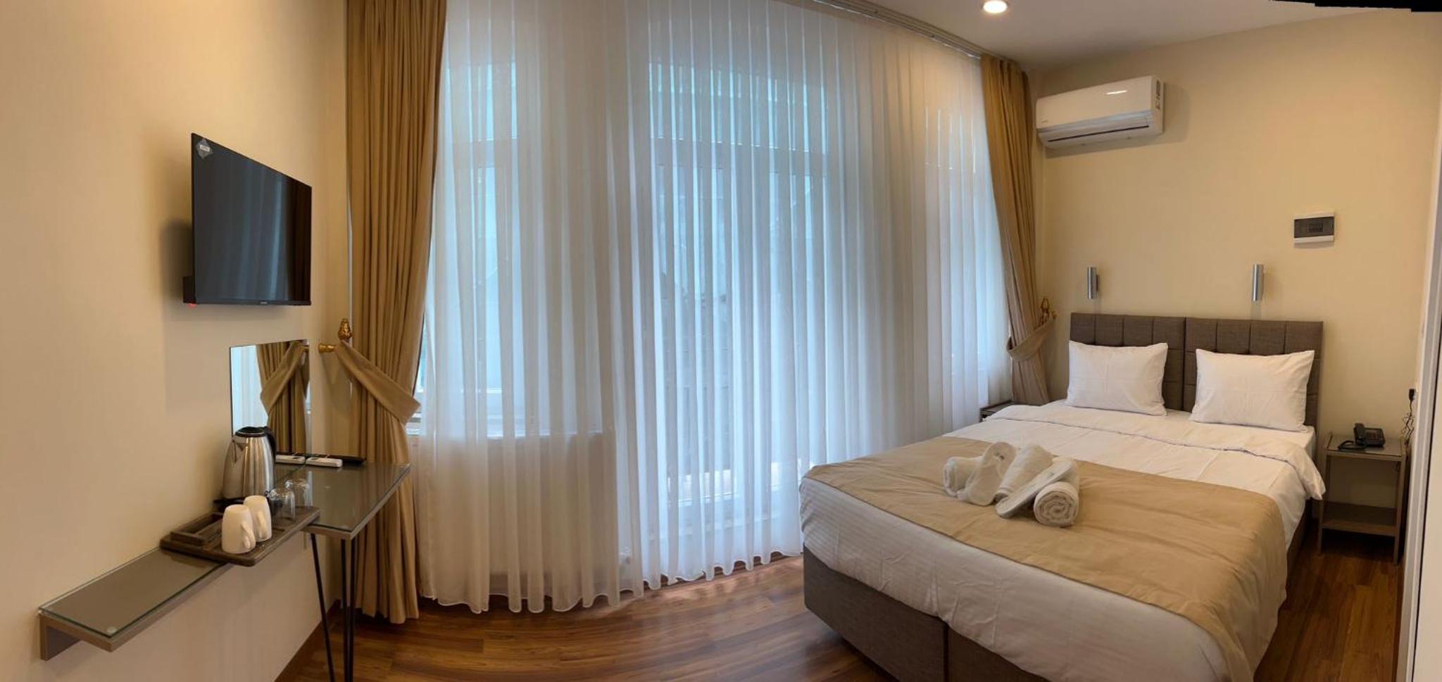 Taksim Nacre 360 Suit - Image 35