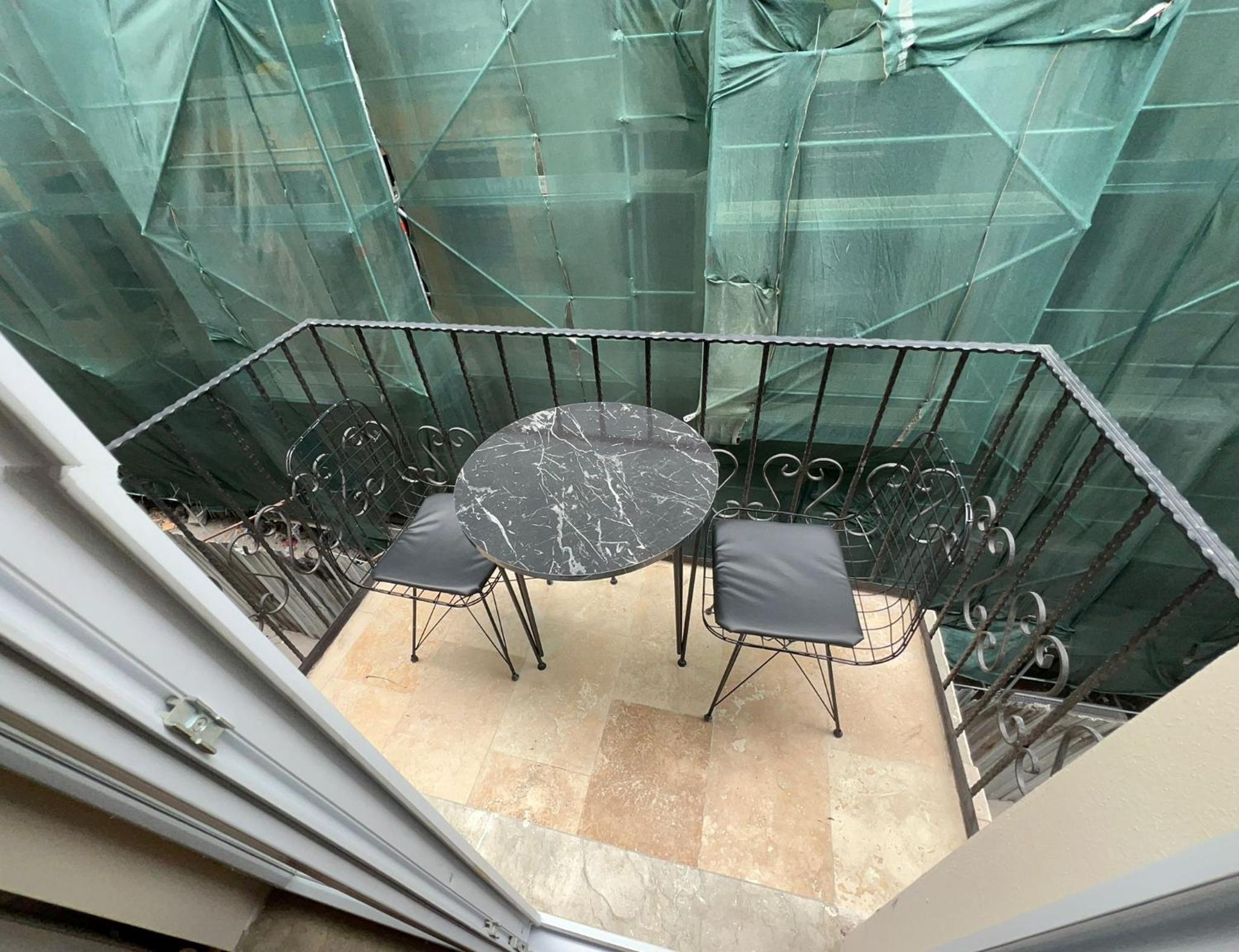 Taksim Nacre 360 Suit - Image 110