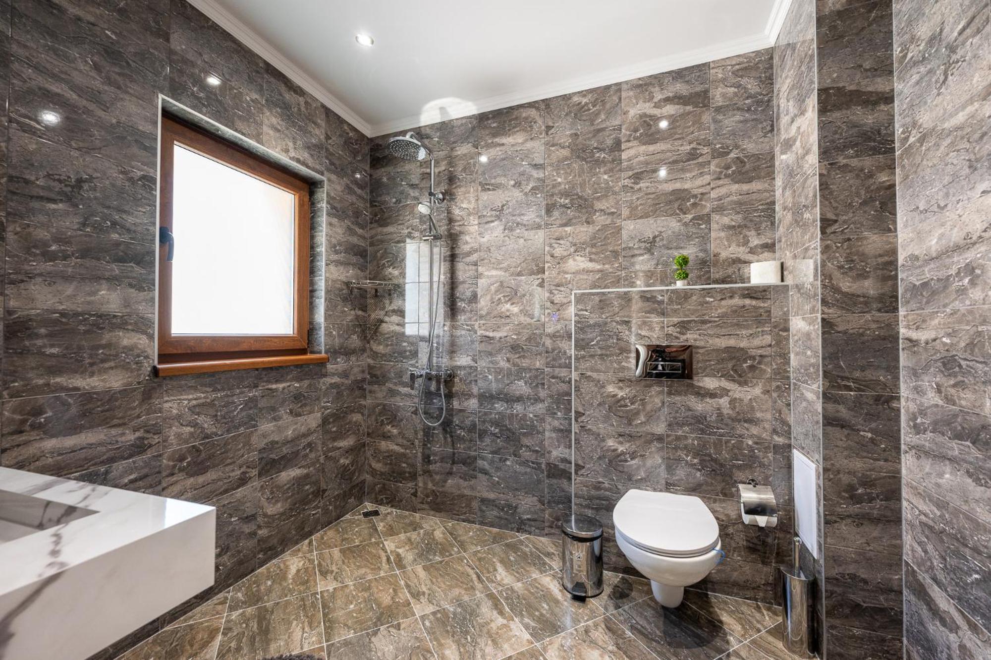 Beluga Guest House