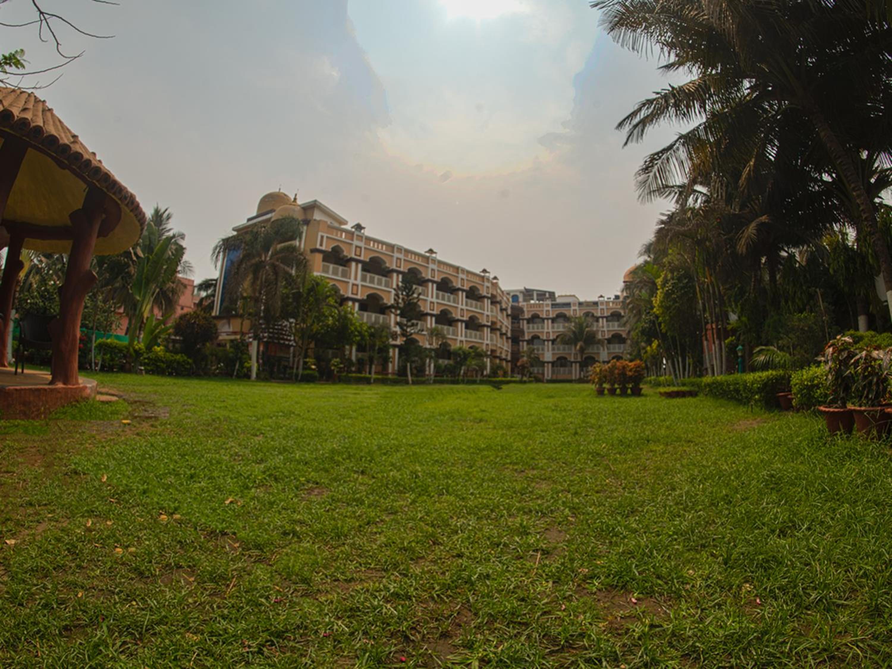 NRS Royal Palace