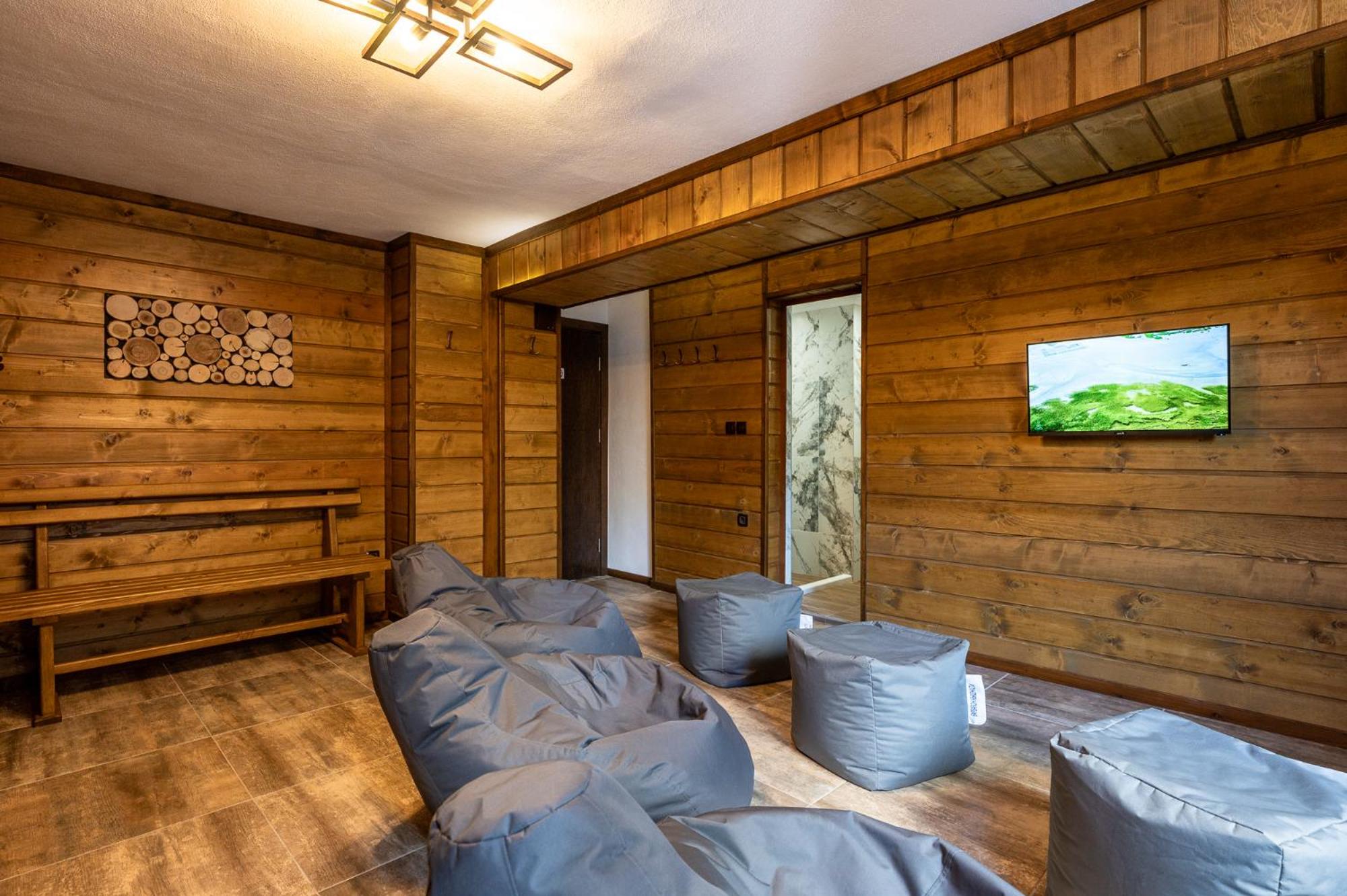 Beluga Guest House