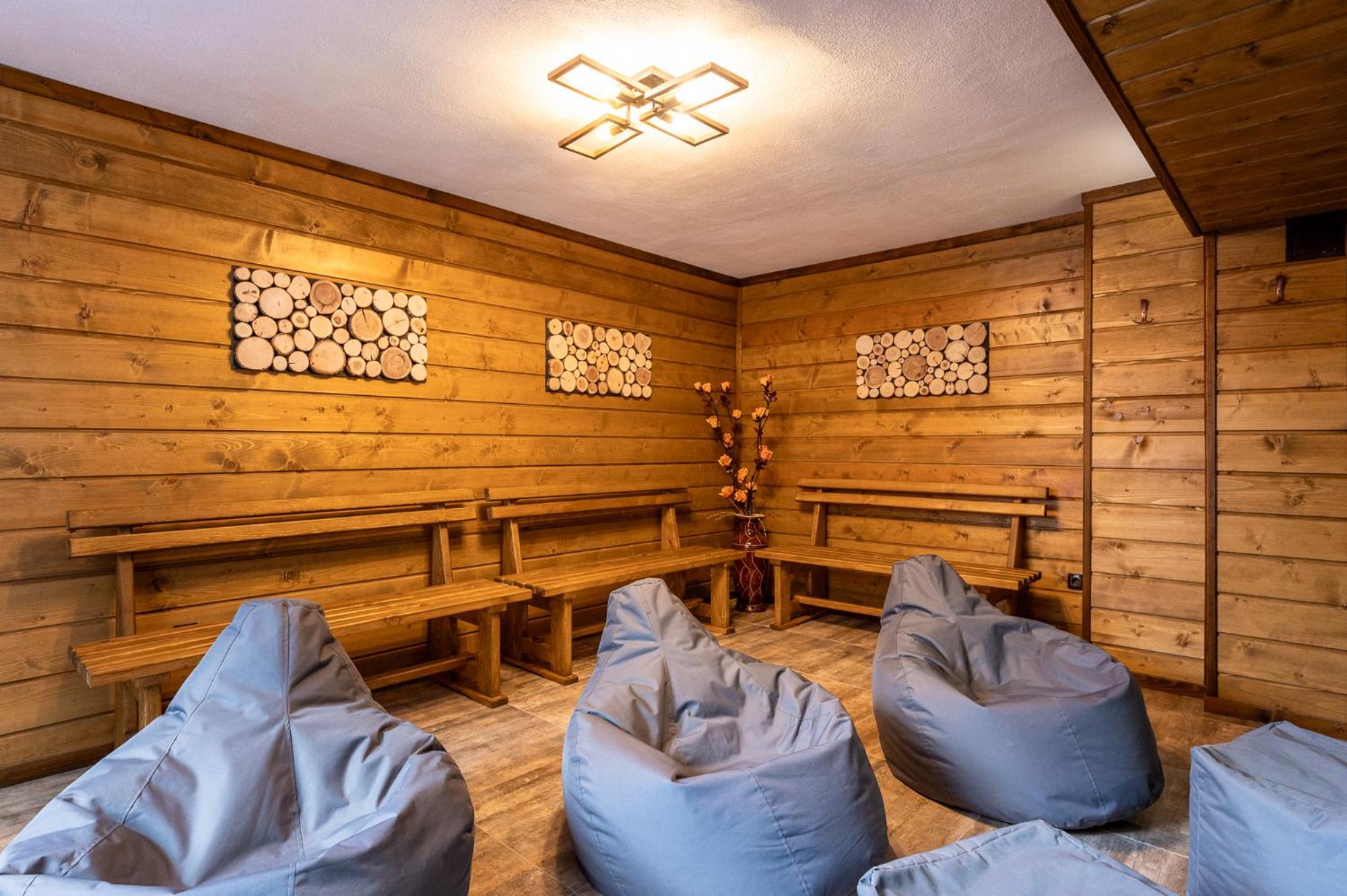 Beluga Guest House