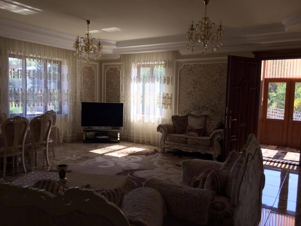 Villa Kecharetsi
