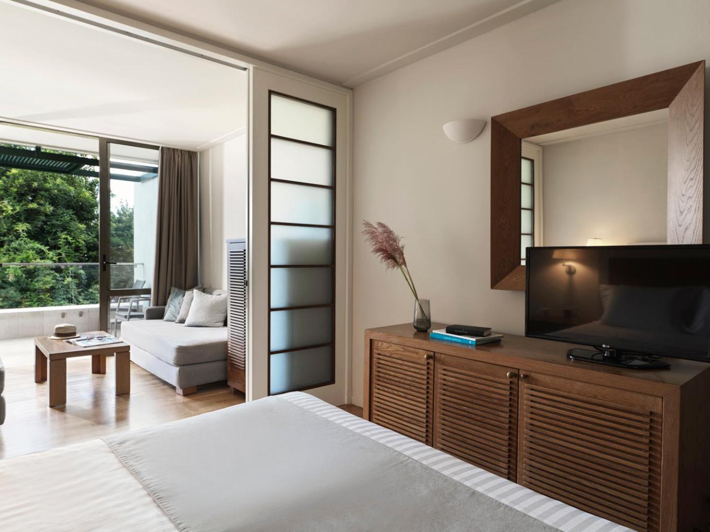 Kontokali Bay Resort & Spa