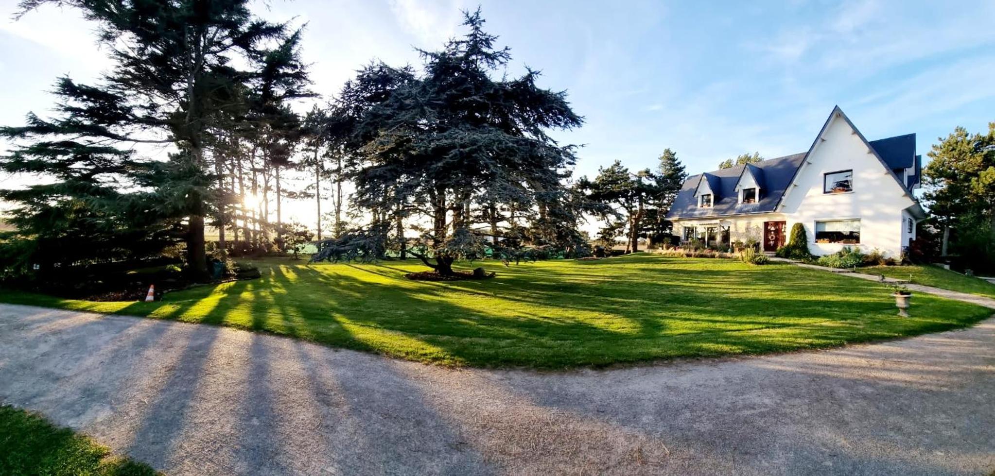 Chambres d'Hôtes "Les Pins" view 2