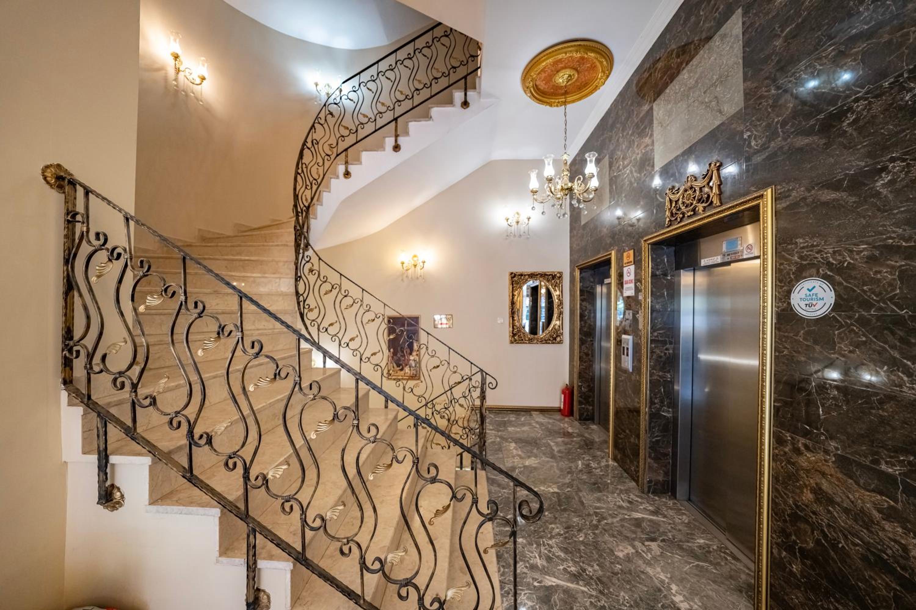 Grand Hamit Hotel - Image 27