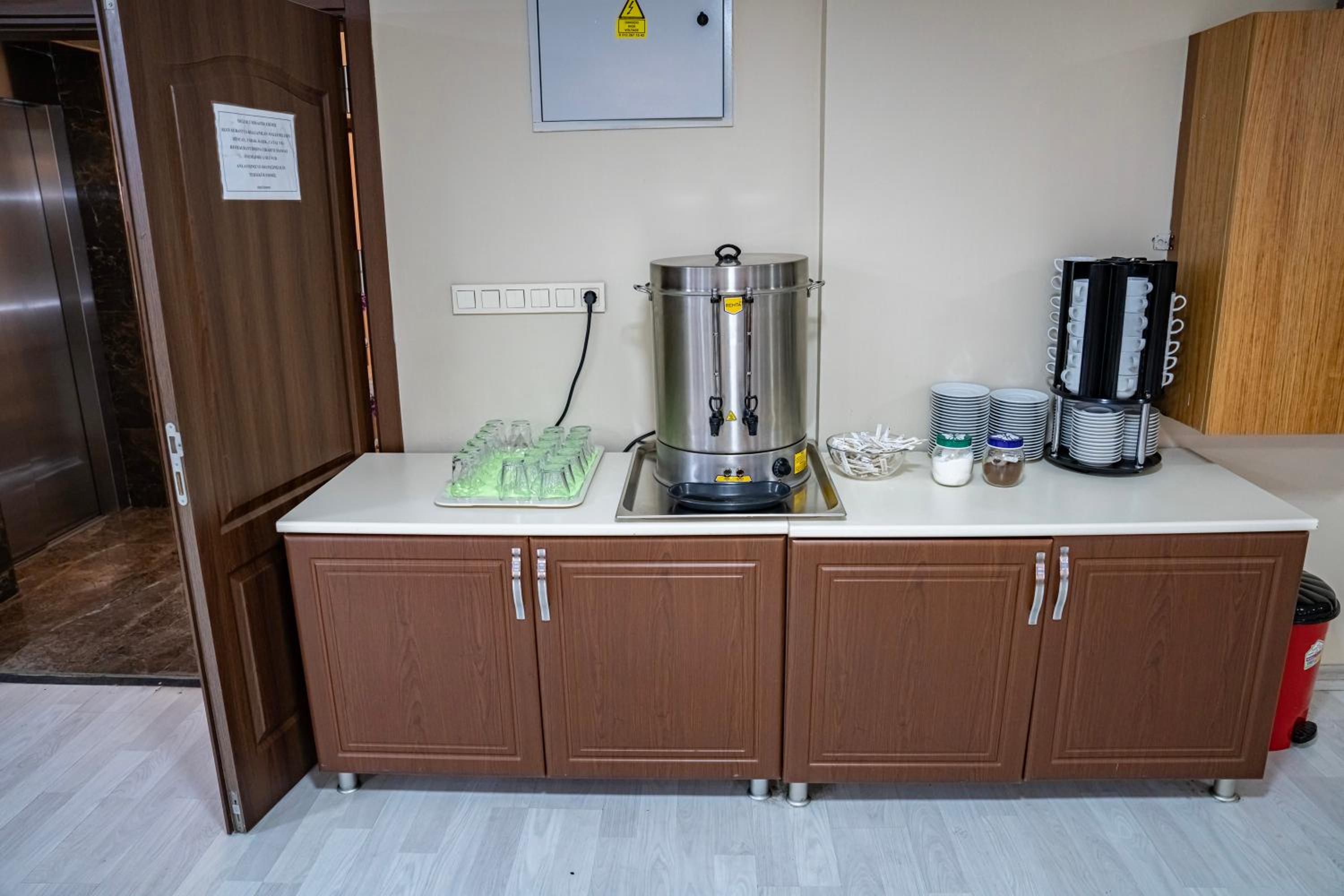 Grand Hamit Hotel - Image 50