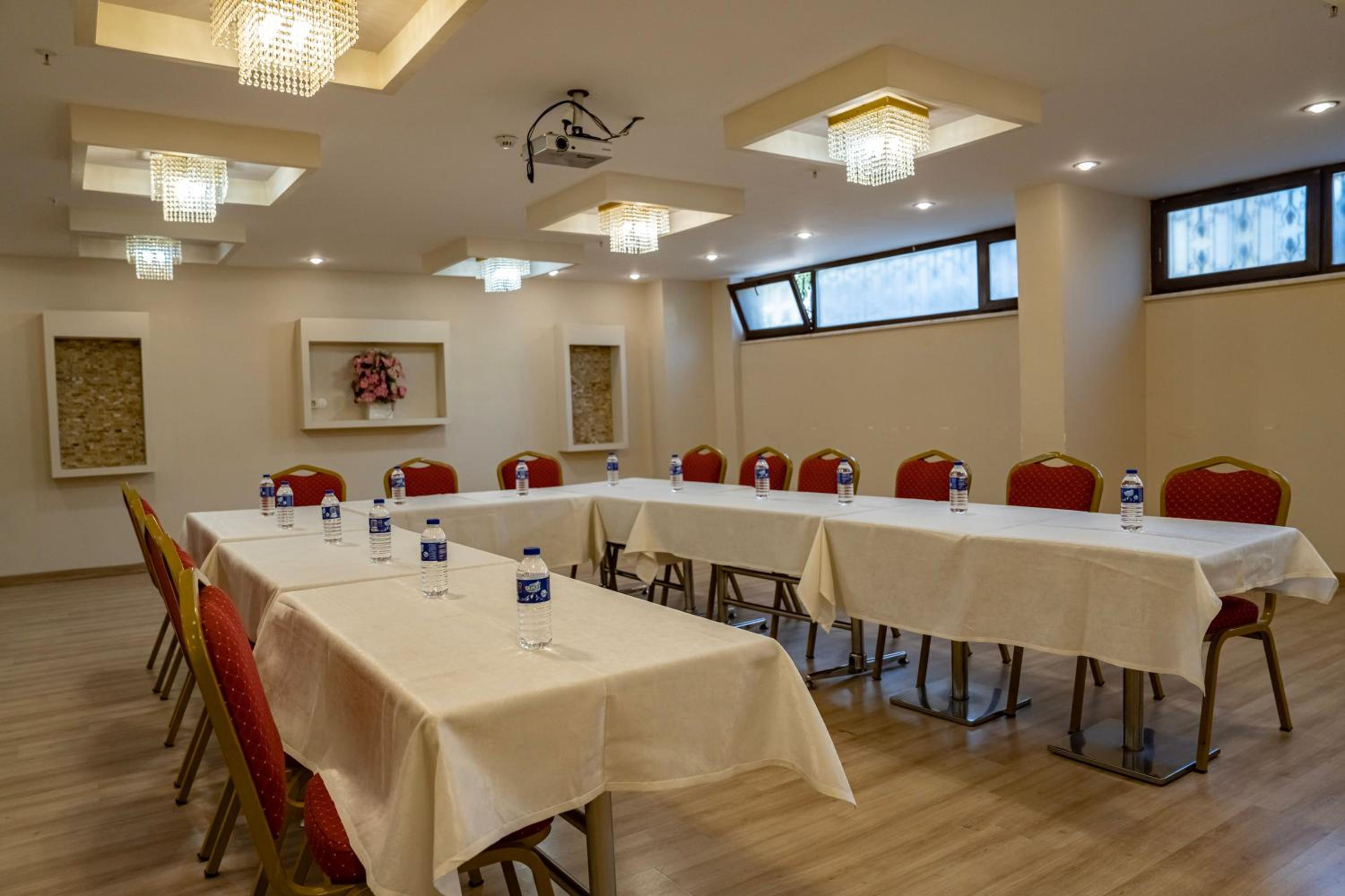 Grand Hamit Hotel - Image 25