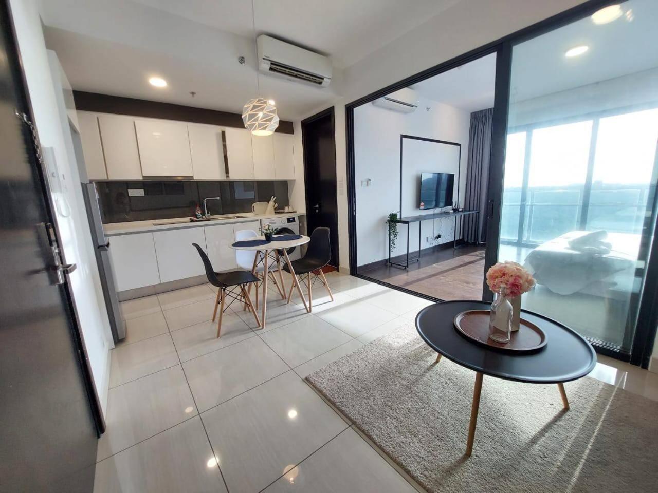 Almas Suite Modern Comfy Studio House photo 7