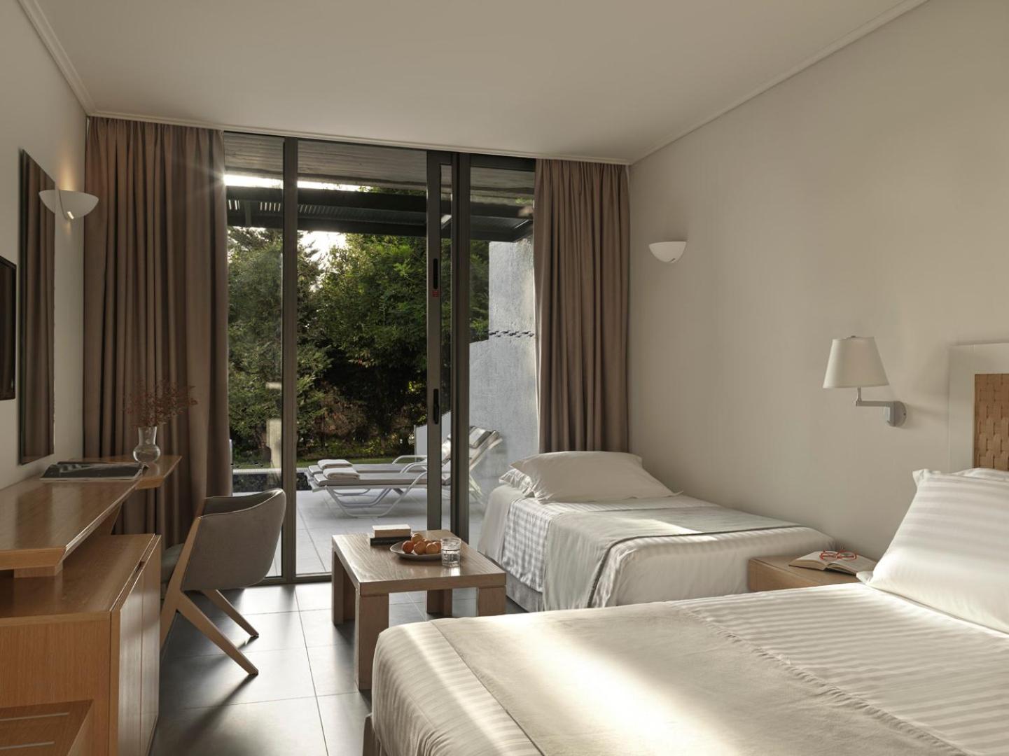 Kontokali Bay Resort & Spa