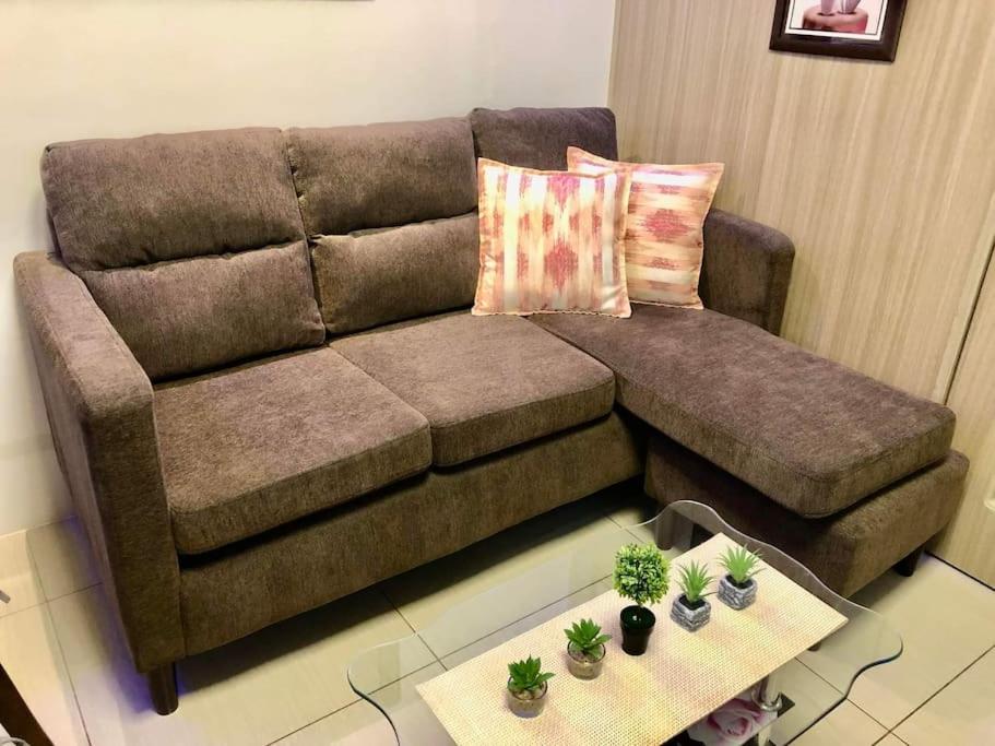 Condominium Shore 1 Mall of Asia view 2
